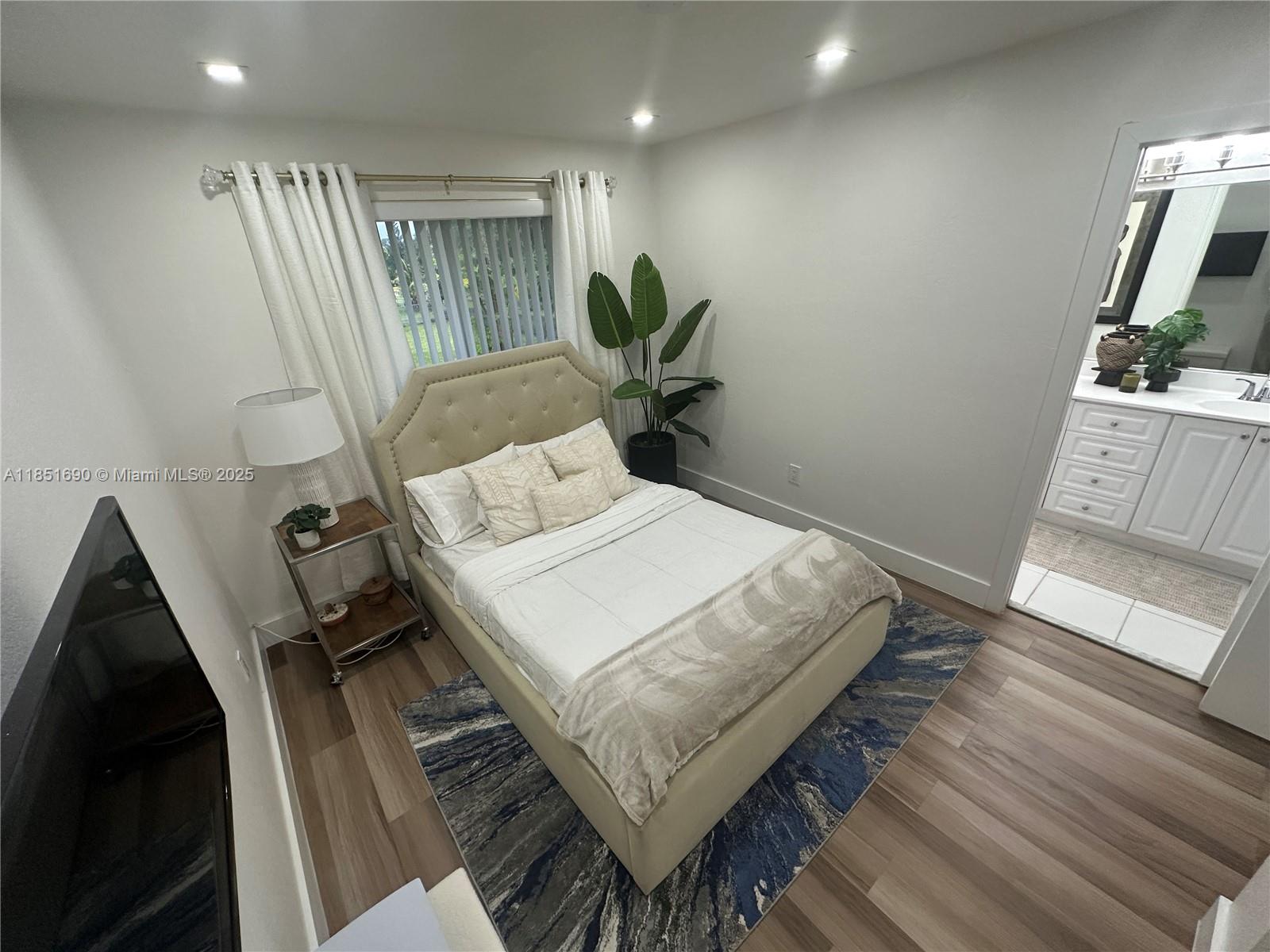 Biscayne Gardens - Residential