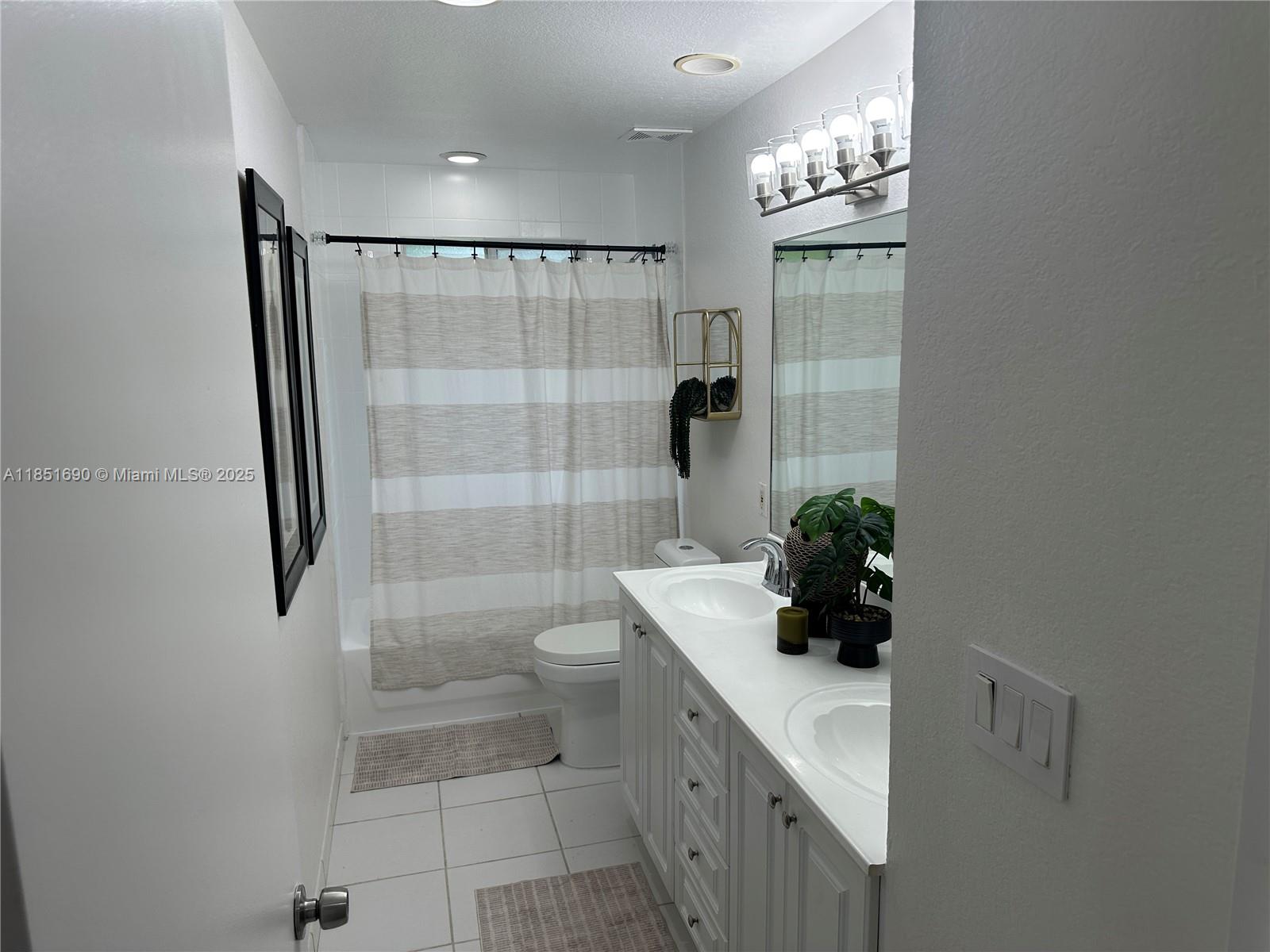 Biscayne Gardens - Residential