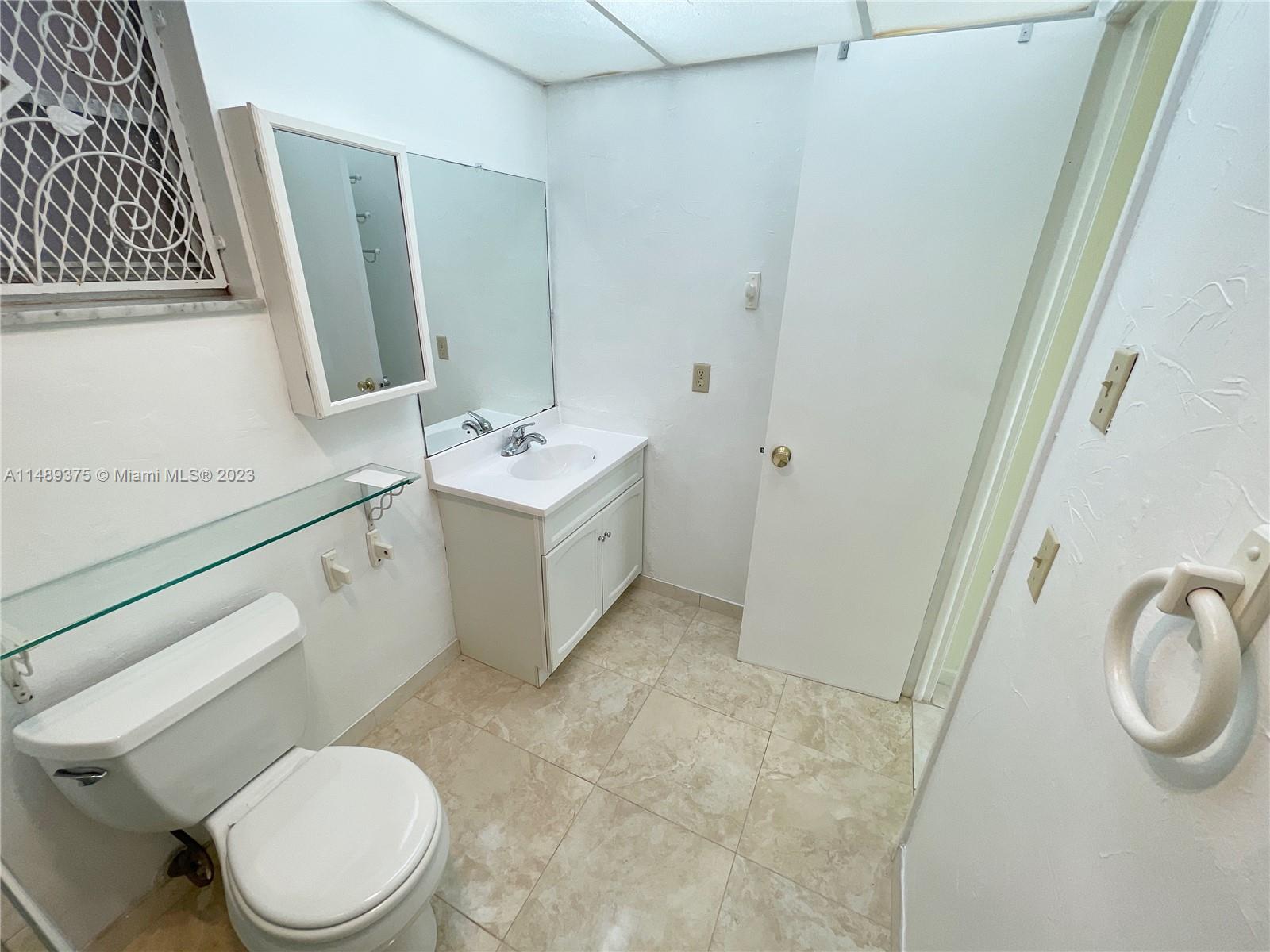 MEADOWBROOK TOWERS CONDO - Residential Lease