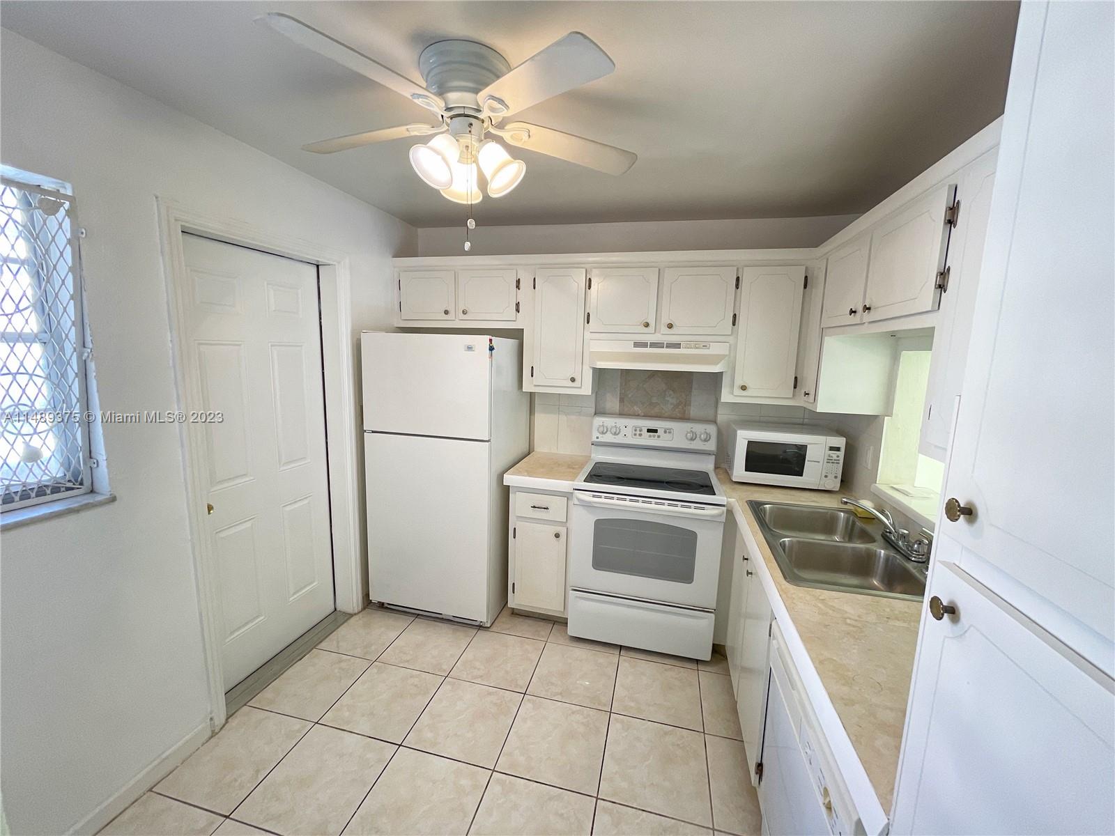 MEADOWBROOK TOWERS CONDO - Residential Lease