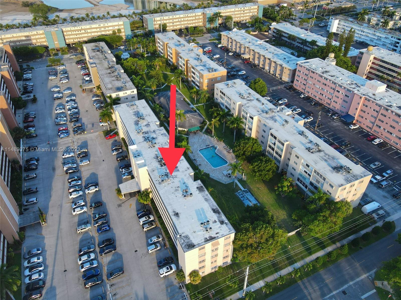 MEADOWBROOK TOWERS CONDO - Residential Lease