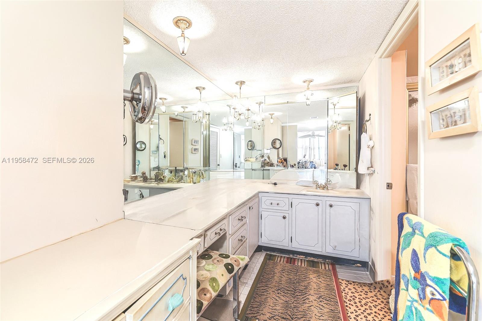 MAISON GRANDE CONDO - Residential