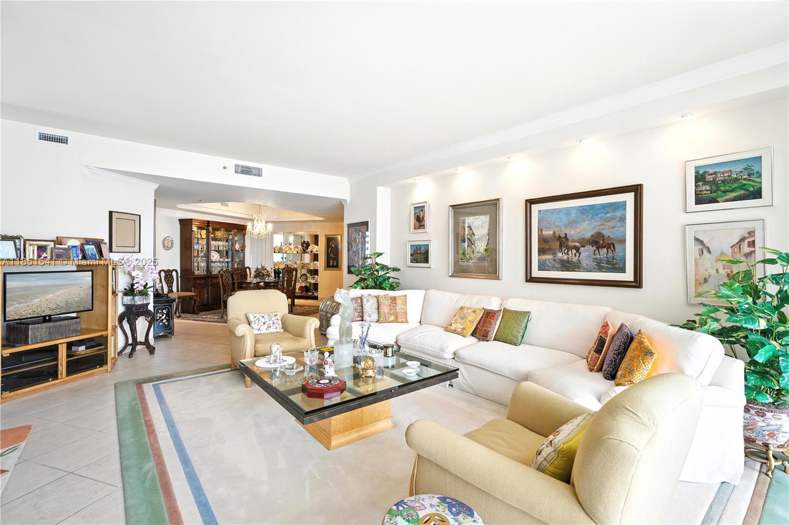 808 Brickell Key Dr 1008