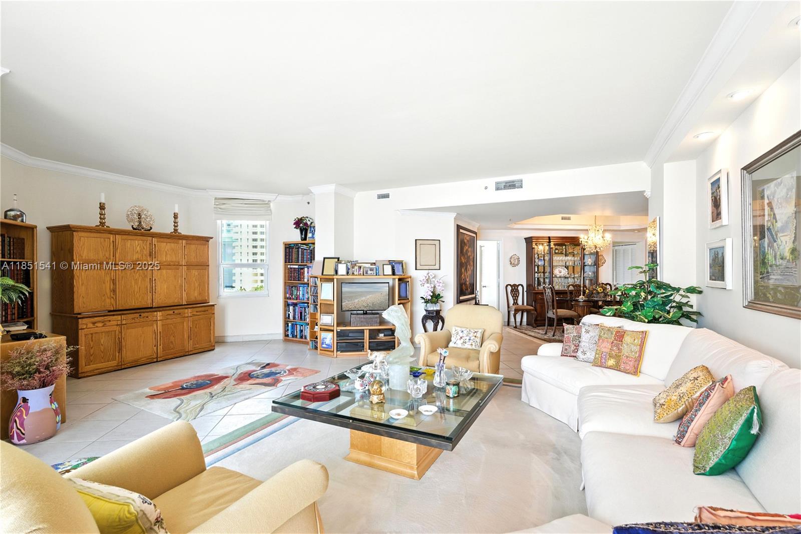 808 Brickell Key Dr 1008