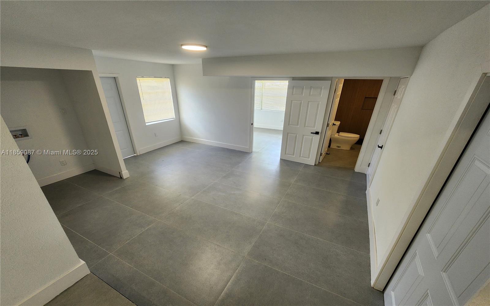 WEST PERRINE ADDN - Residential