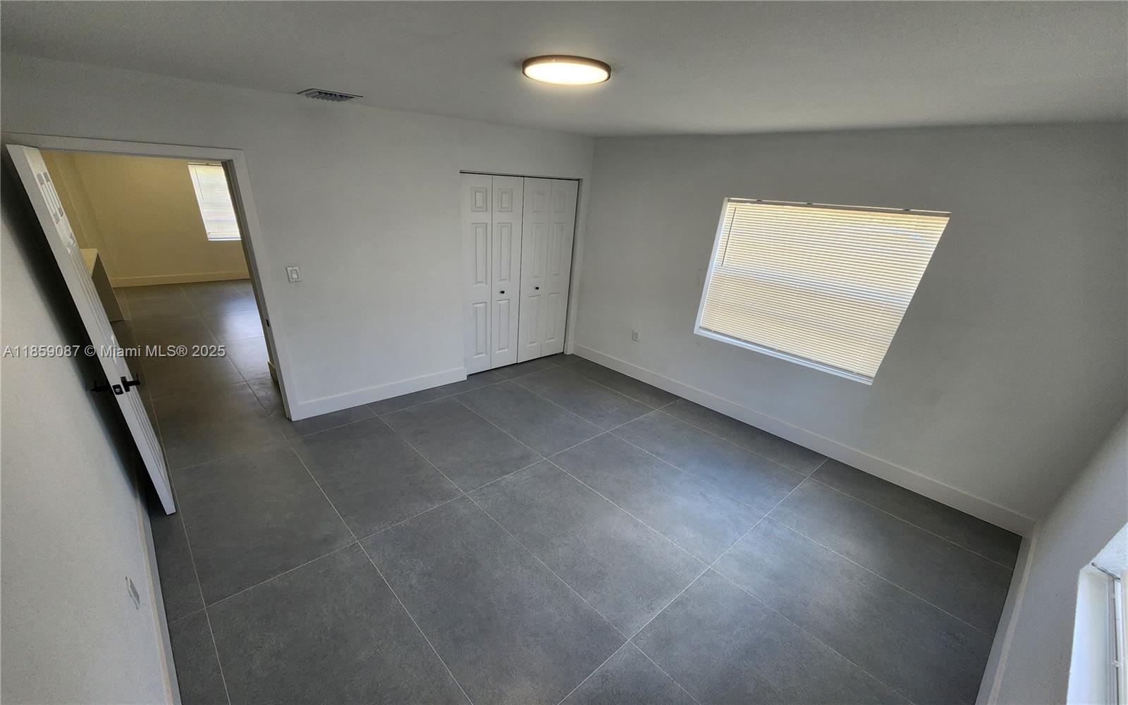 WEST PERRINE ADDN - Residential