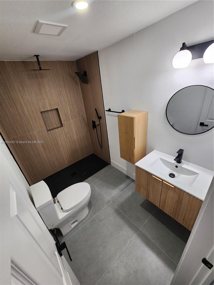 WEST PERRINE ADDN - Residential