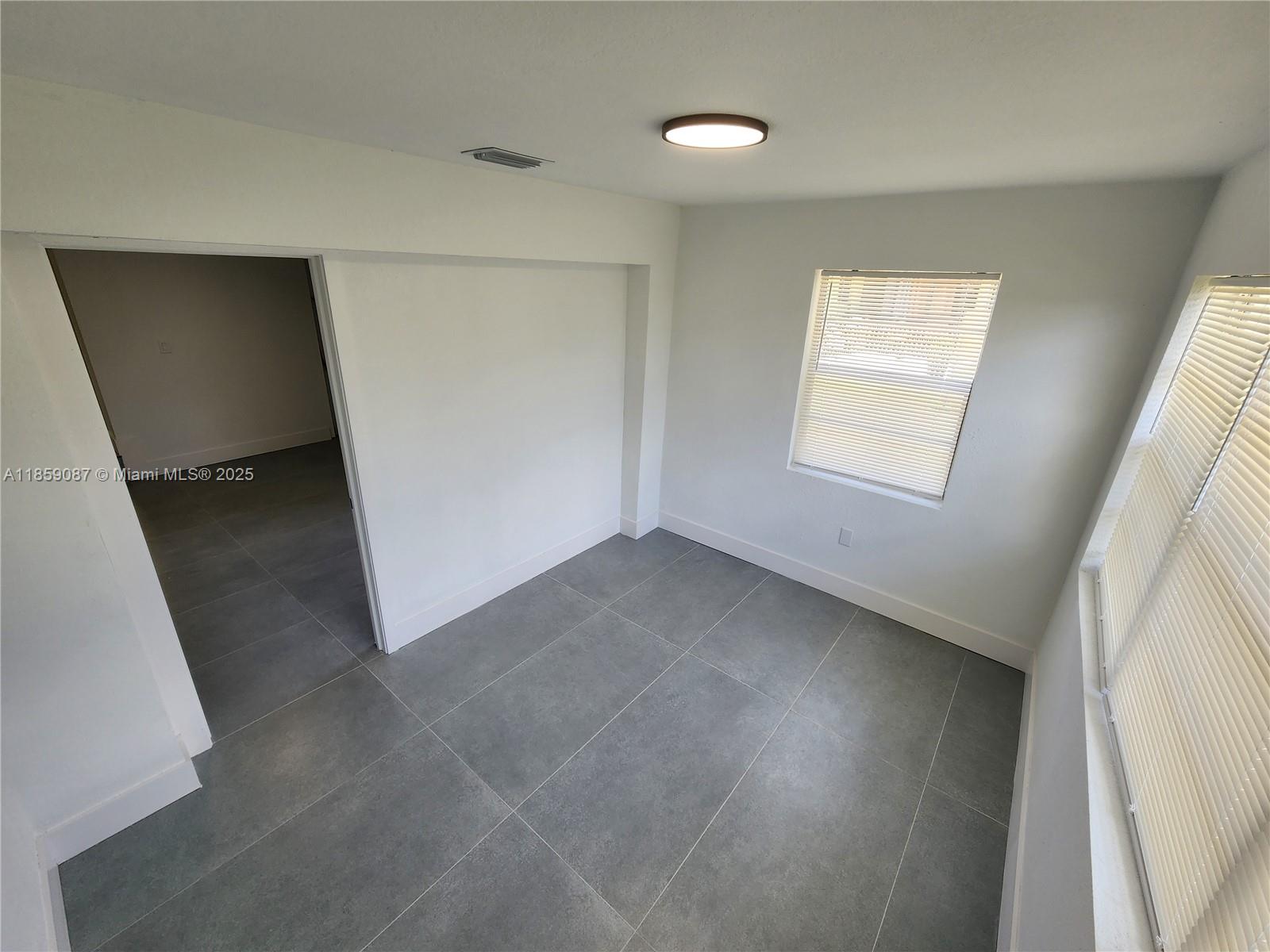 WEST PERRINE ADDN - Residential