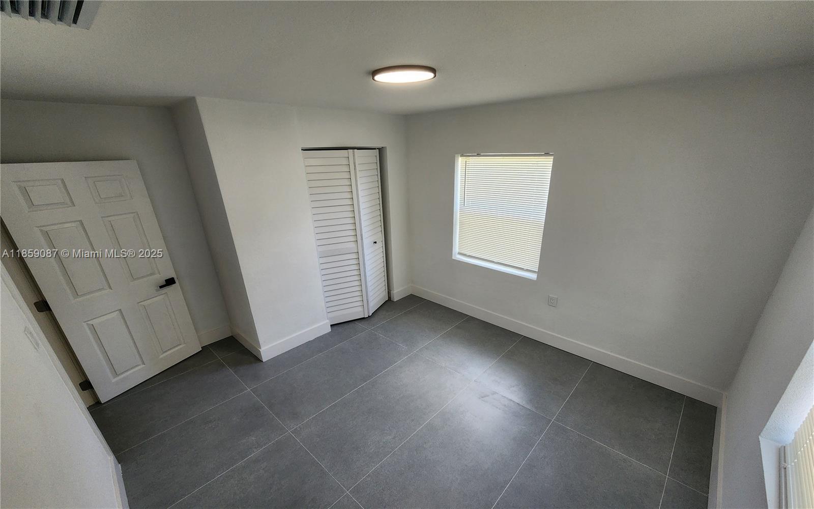 WEST PERRINE ADDN - Residential