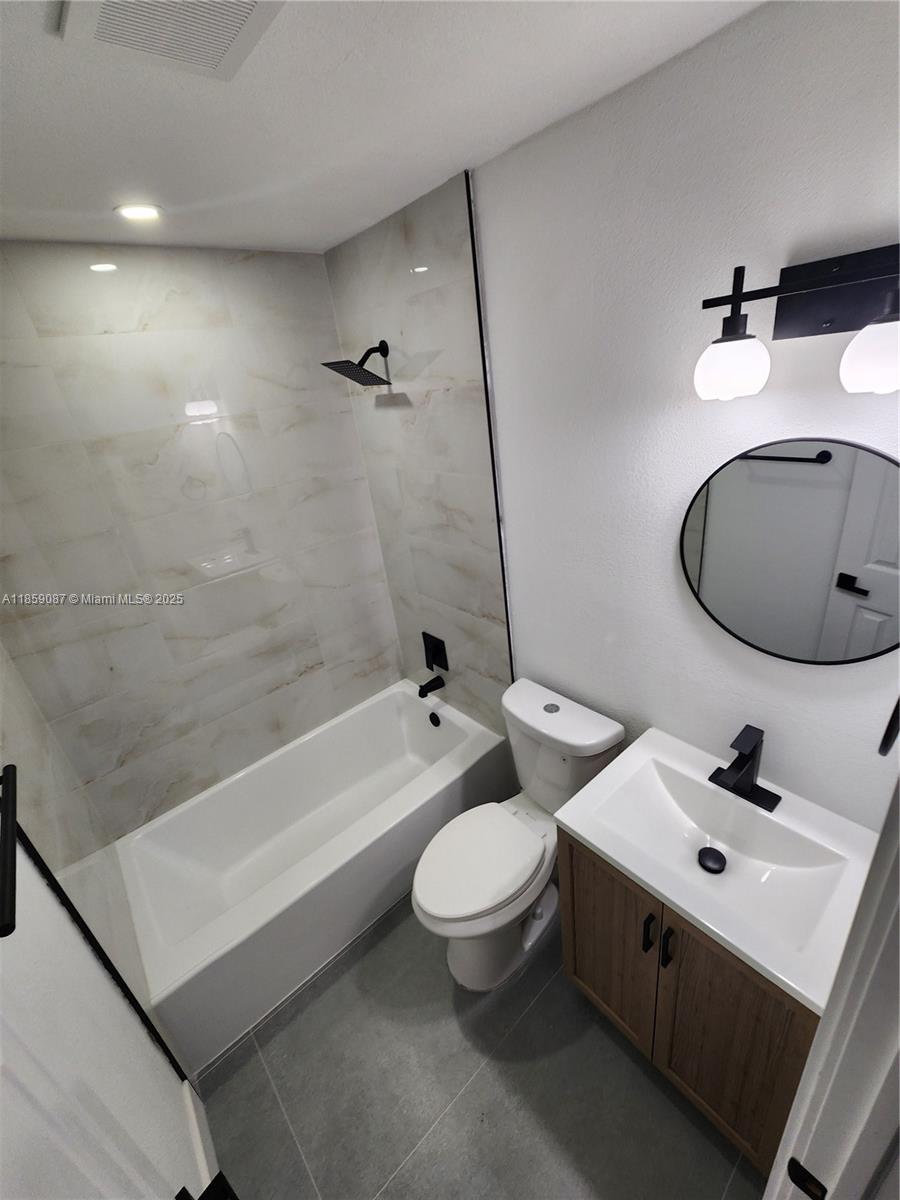 WEST PERRINE ADDN - Residential