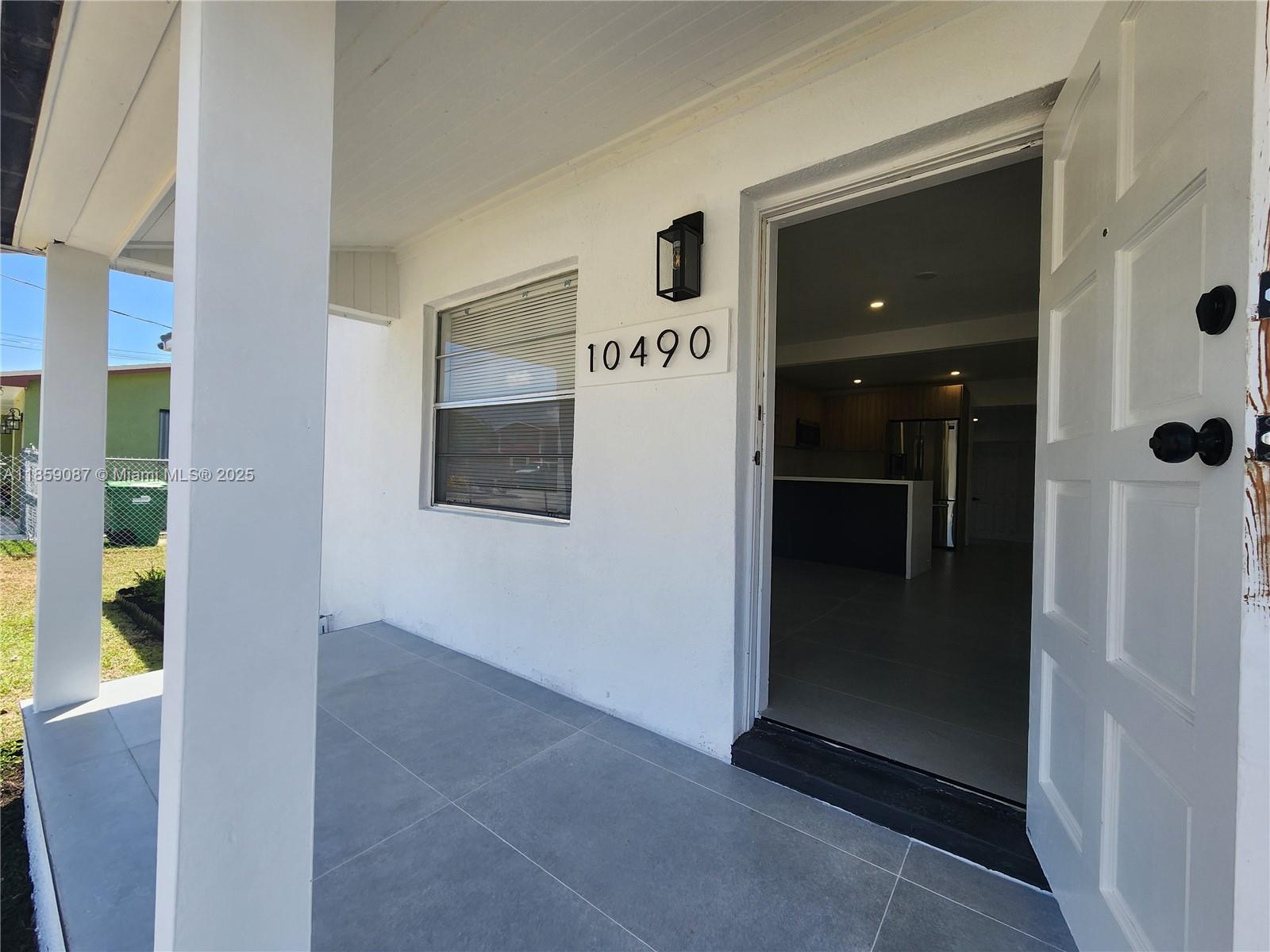 WEST PERRINE ADDN - Residential