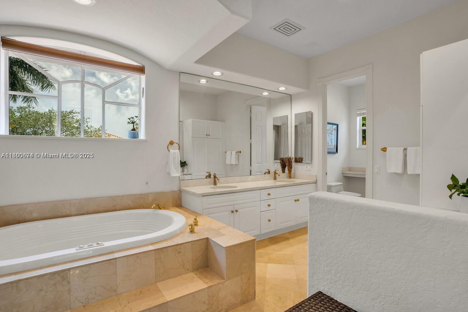 THREE ISLANDS 3RD SECTION - Residential