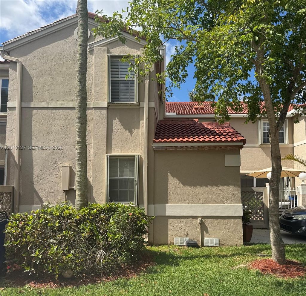 Photo of 11004 Neptune Dr, Cooper City, FL 33026 (MLS # A12010127)