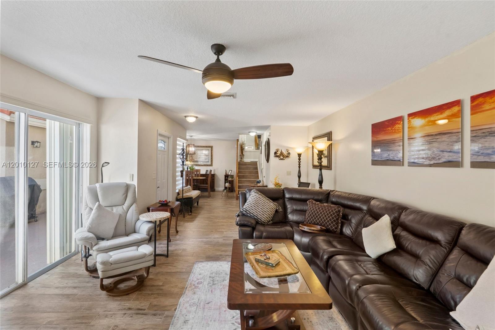EMBASSY LAKES - Residential