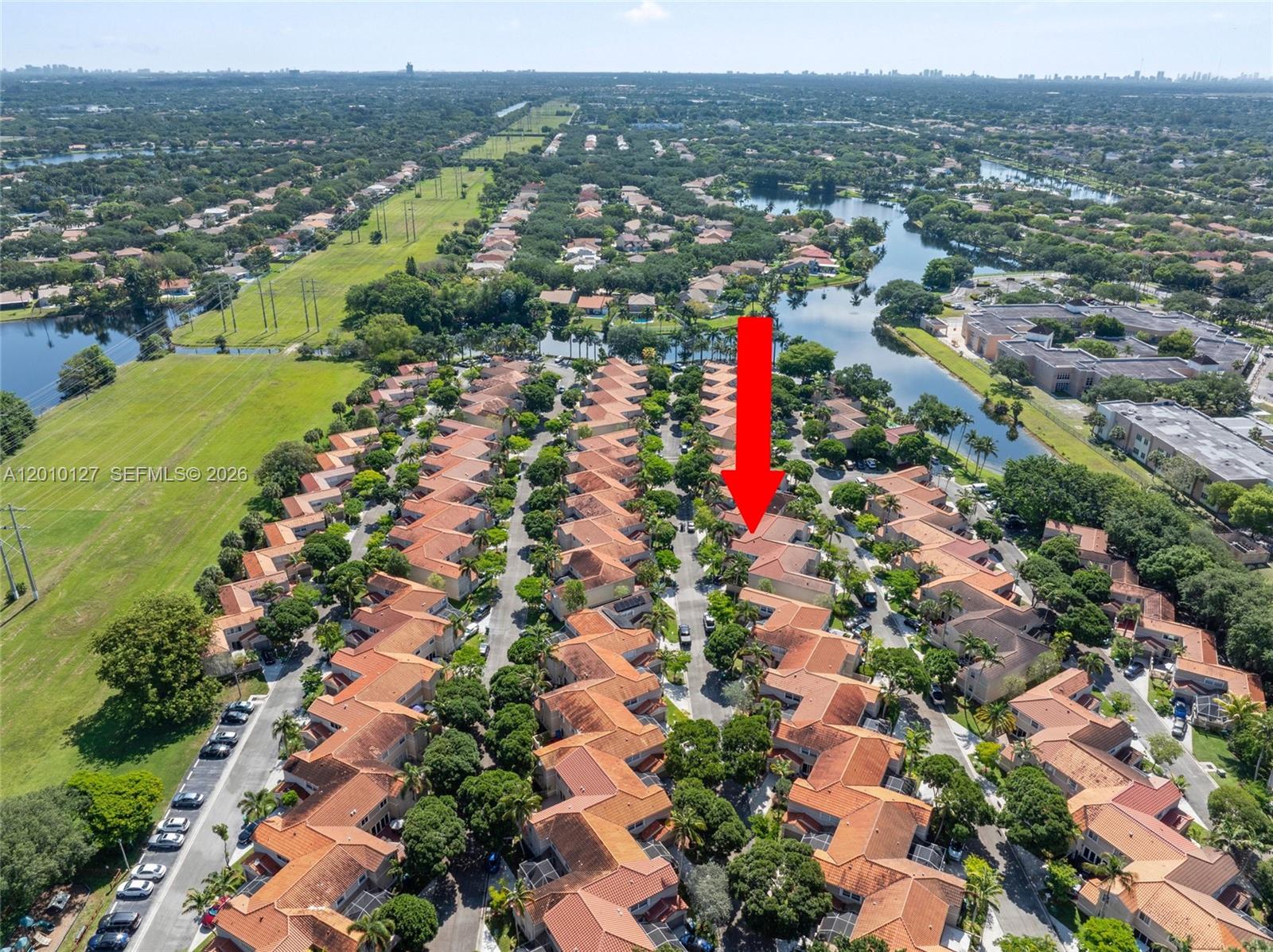 EMBASSY LAKES - Residential