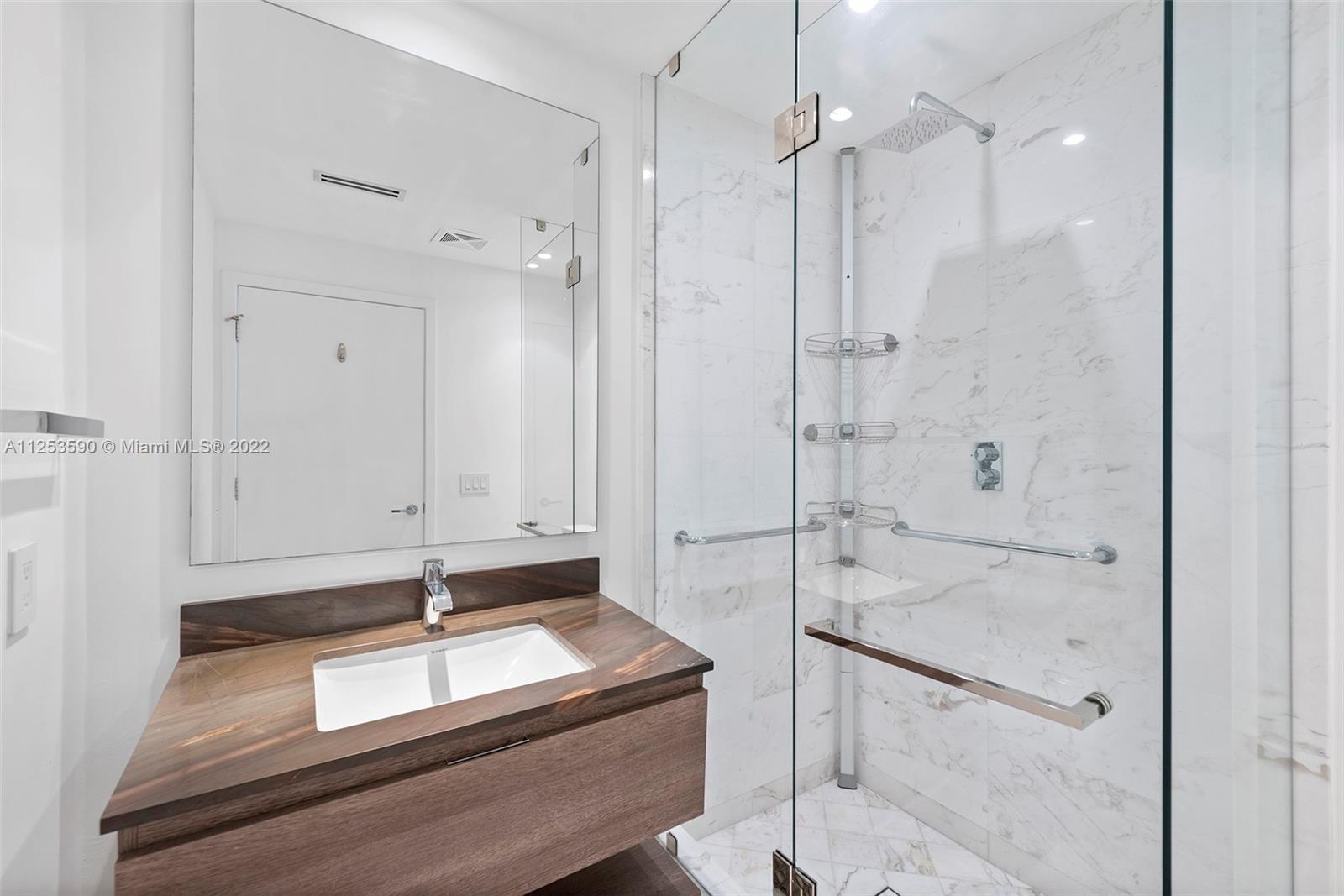 OCEANA KEY BISCAYNE CONDO - Residential