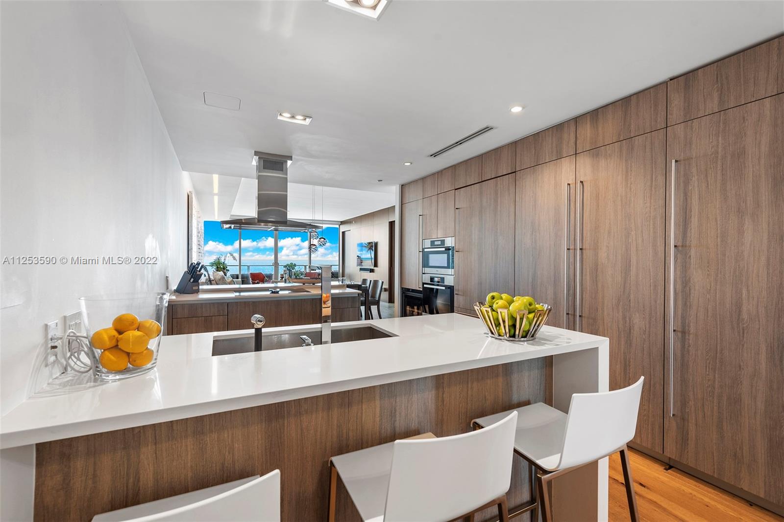 OCEANA KEY BISCAYNE CONDO - Residential