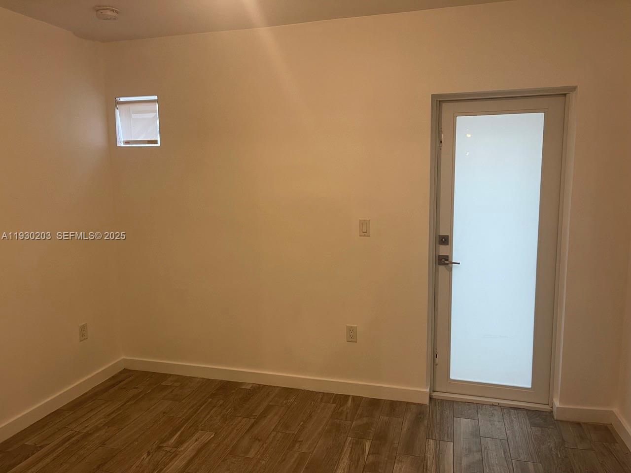1035 EUCLID CONDO - Residential Lease