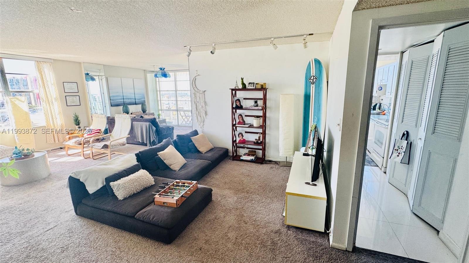 WINSTON TOWER 300 CONDO - Residential