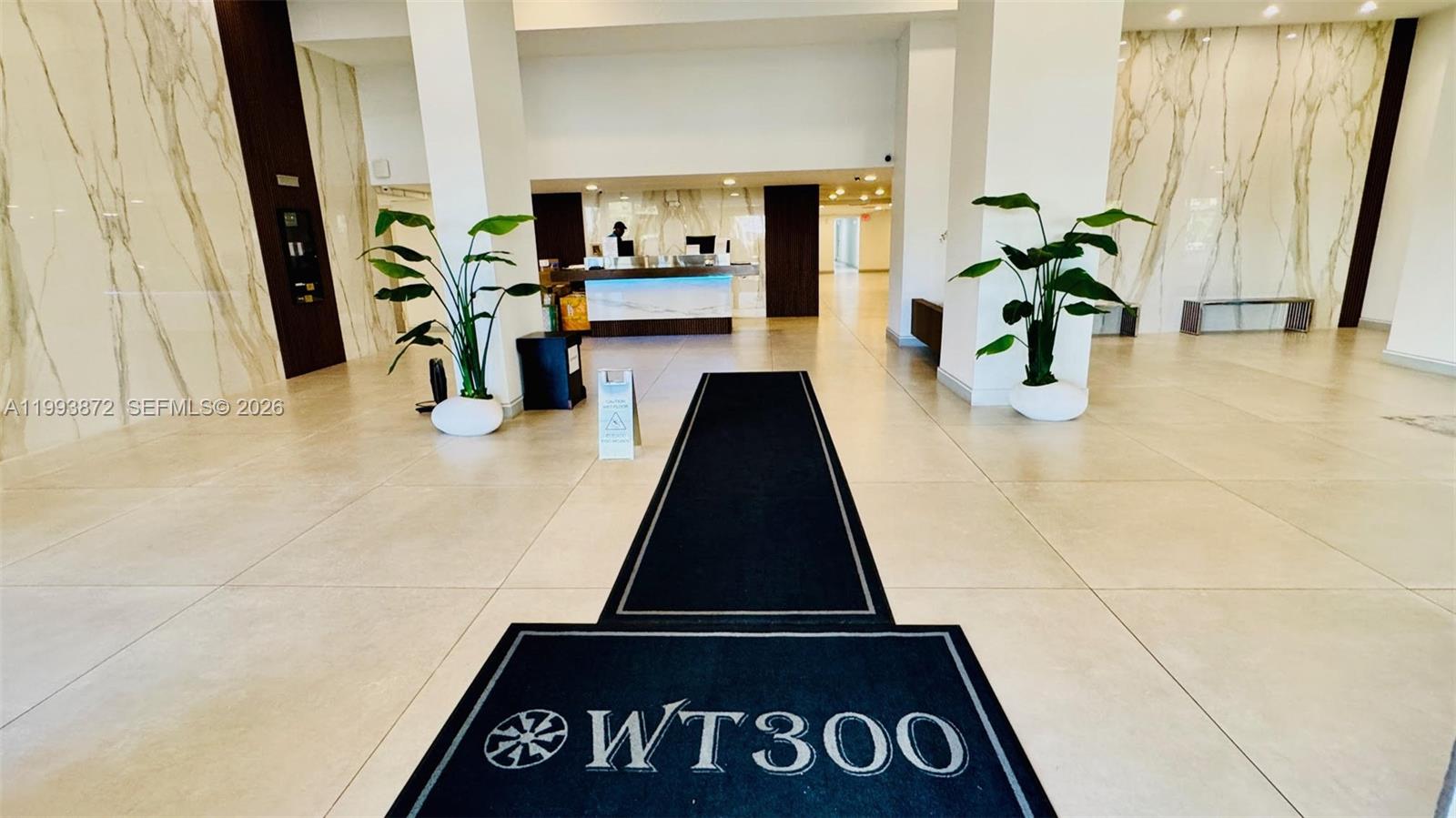 WINSTON TOWER 300 CONDO - Residential