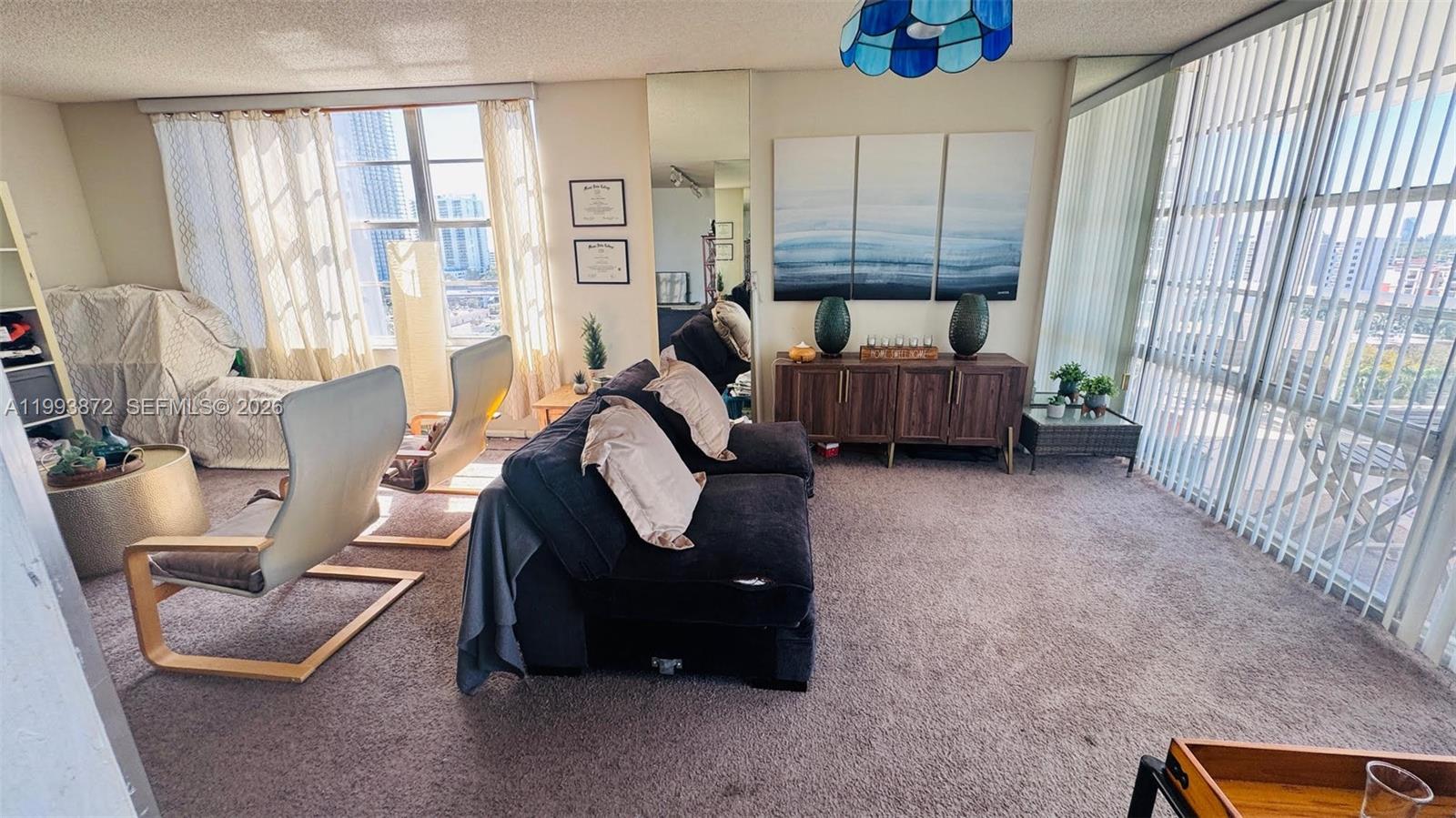 WINSTON TOWER 300 CONDO - Residential