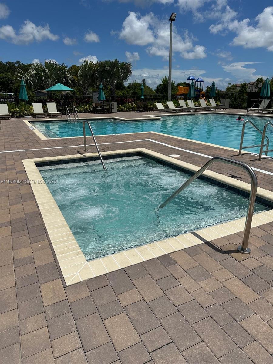 GOLF PARK SEC 1 - Residential