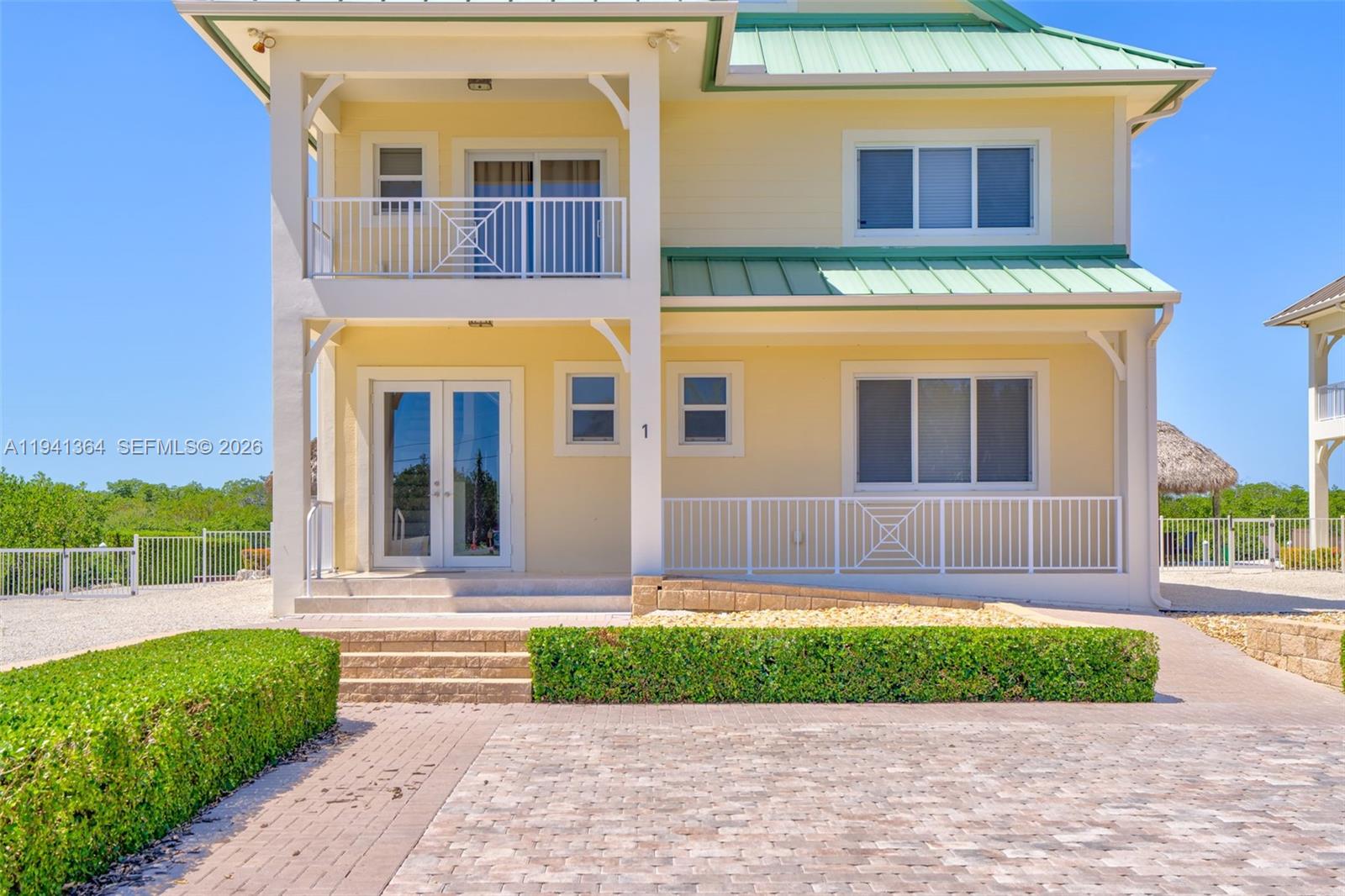 COCO PLUM BEACH RE-PLAT - Residential Income