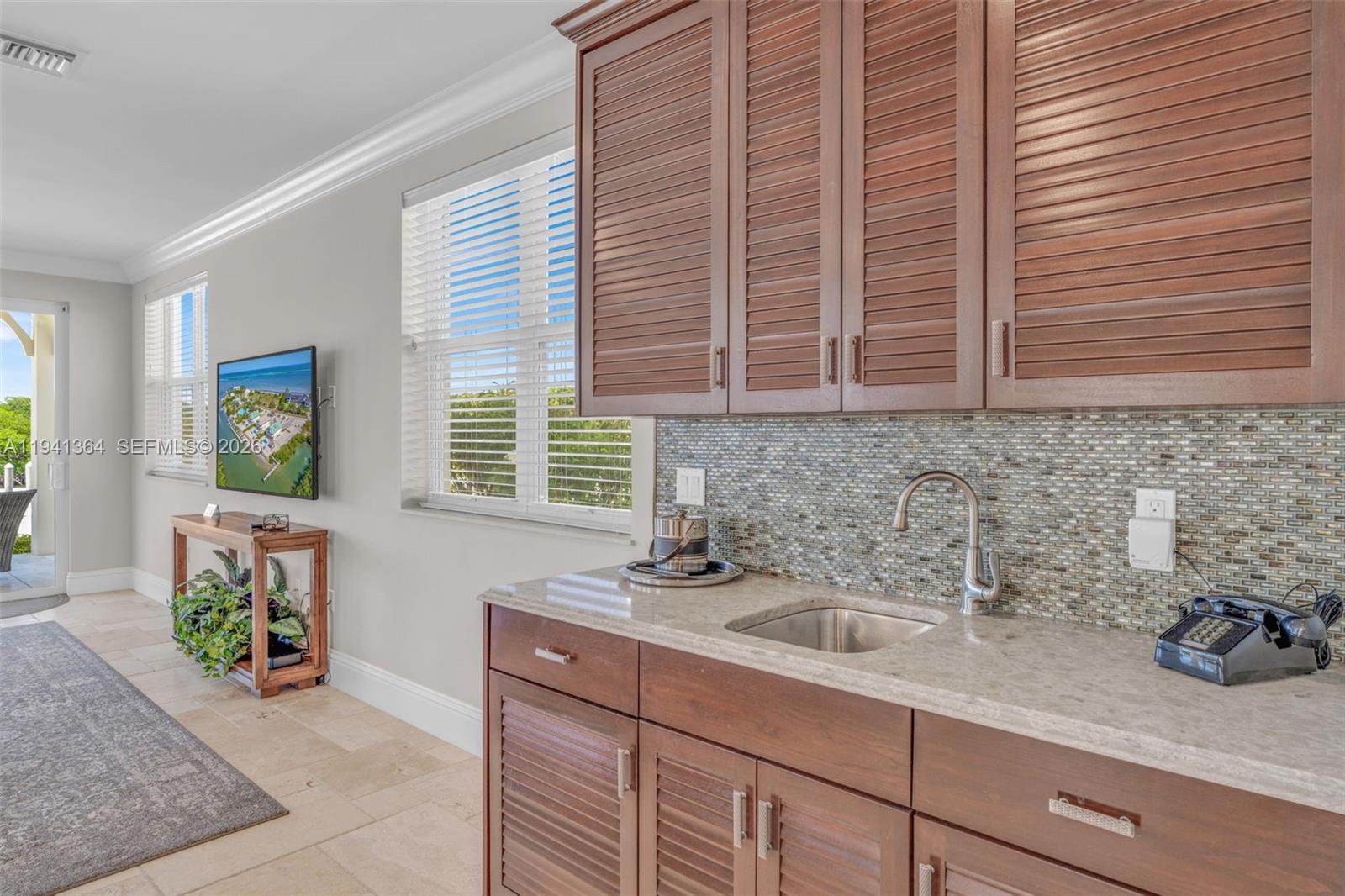 COCO PLUM BEACH RE-PLAT - Residential Income