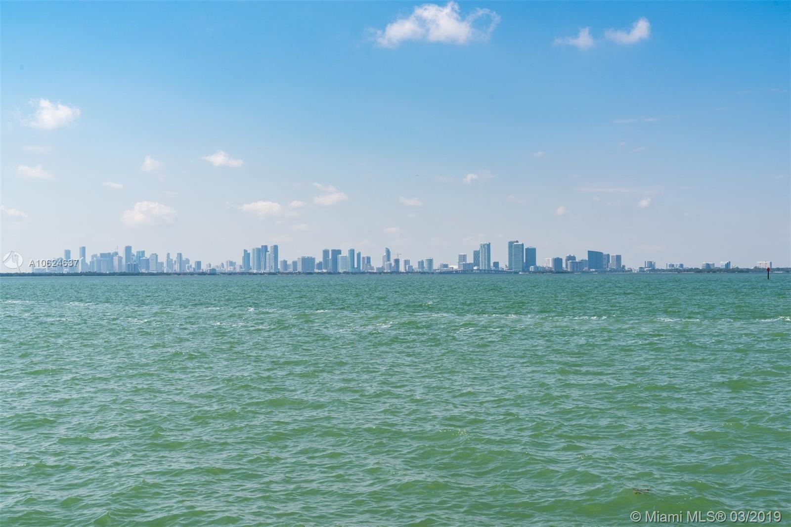 10-22-11 53 42 LA GORCE G - Land