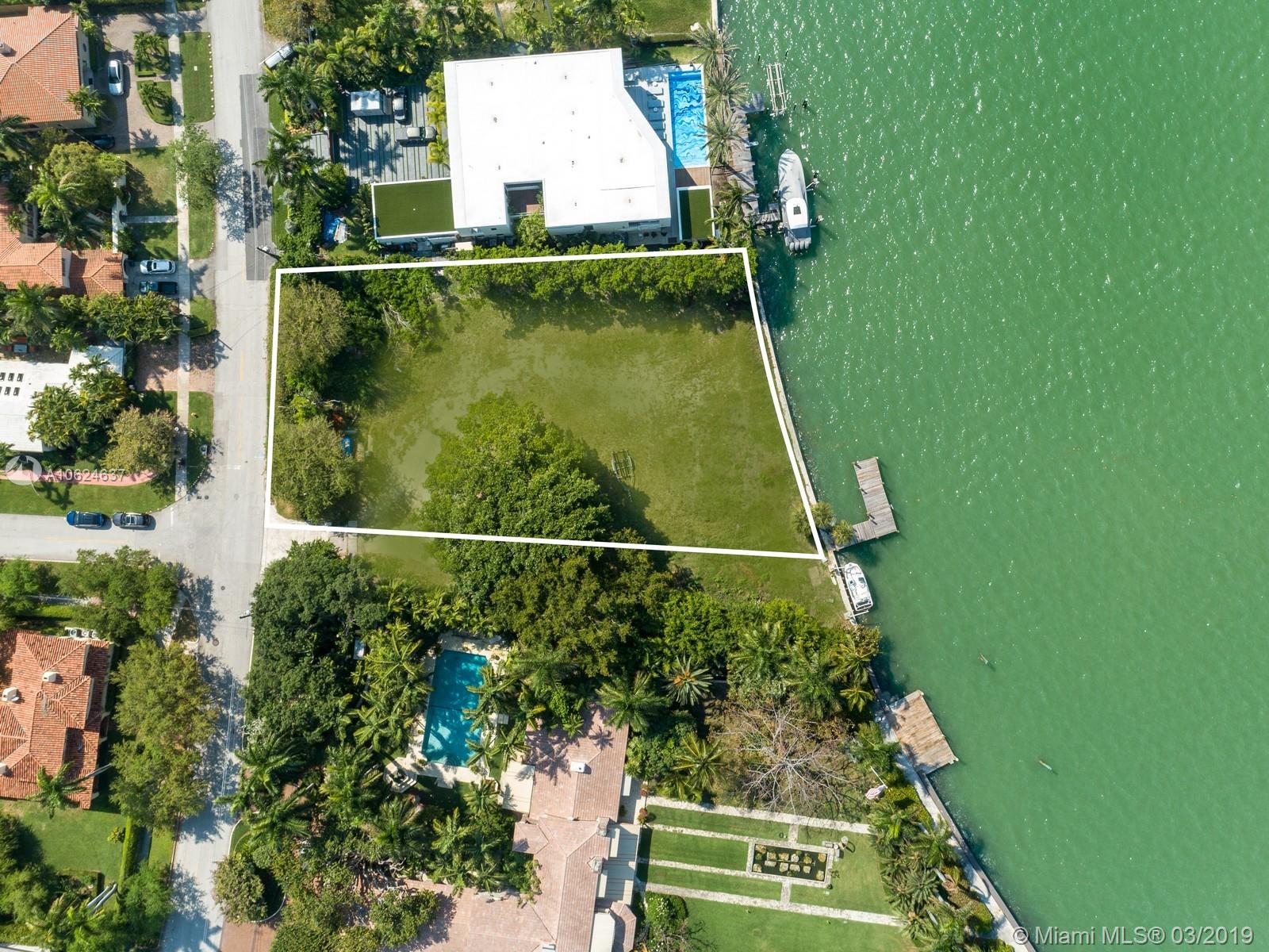 10-22-11 53 42 LA GORCE G - Land