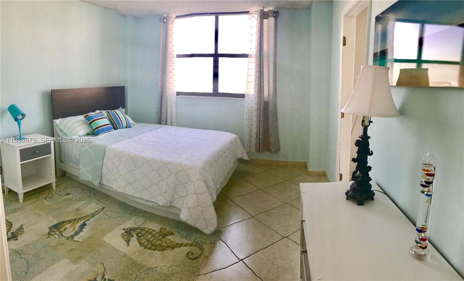 WINSTON TOWERS 700 CONDO - Residential