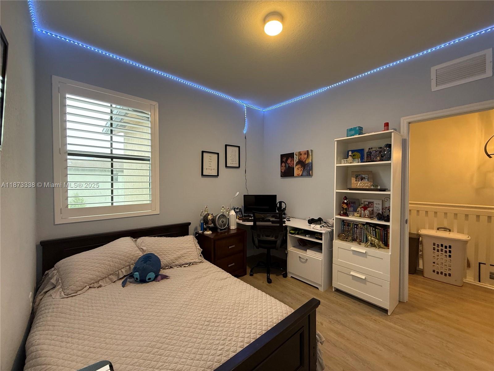 AQUABELLA NORTH - Residential