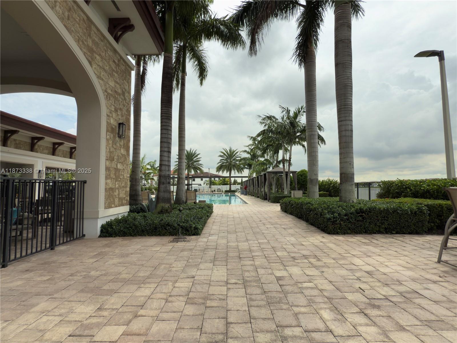 AQUABELLA NORTH - Residential