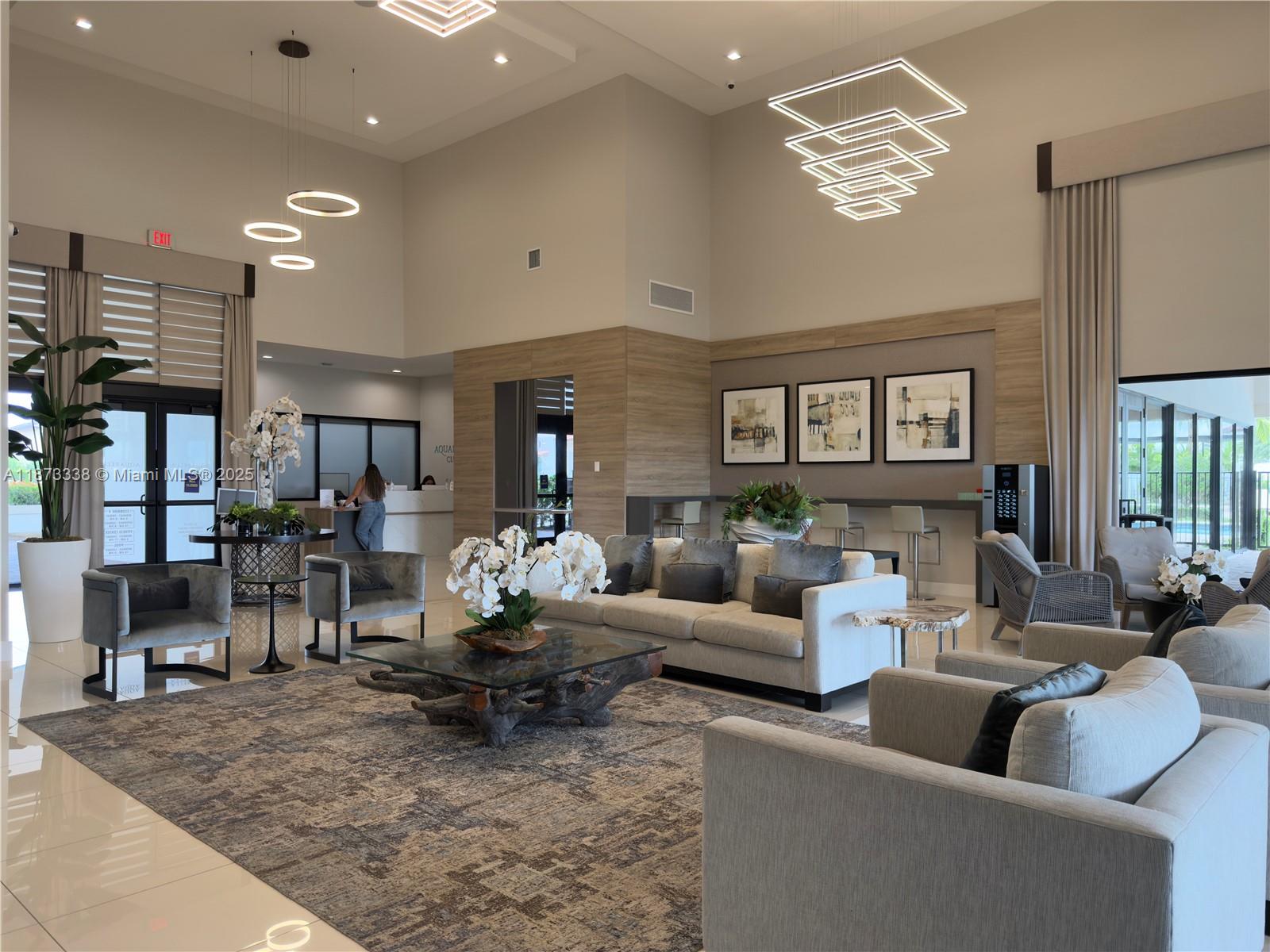 AQUABELLA NORTH - Residential