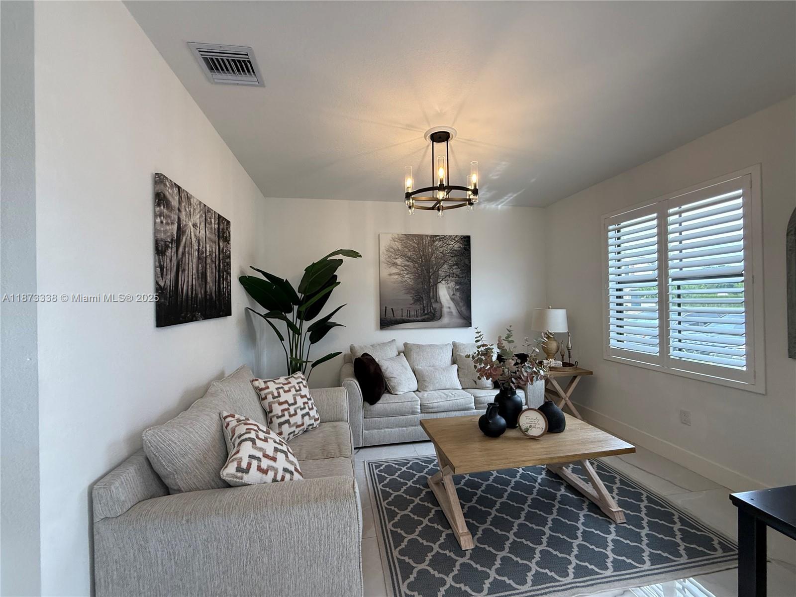 AQUABELLA NORTH - Residential