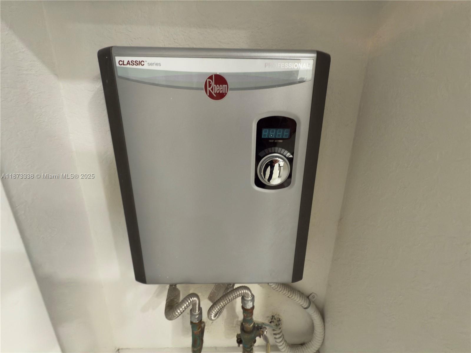 AQUABELLA NORTH - Residential