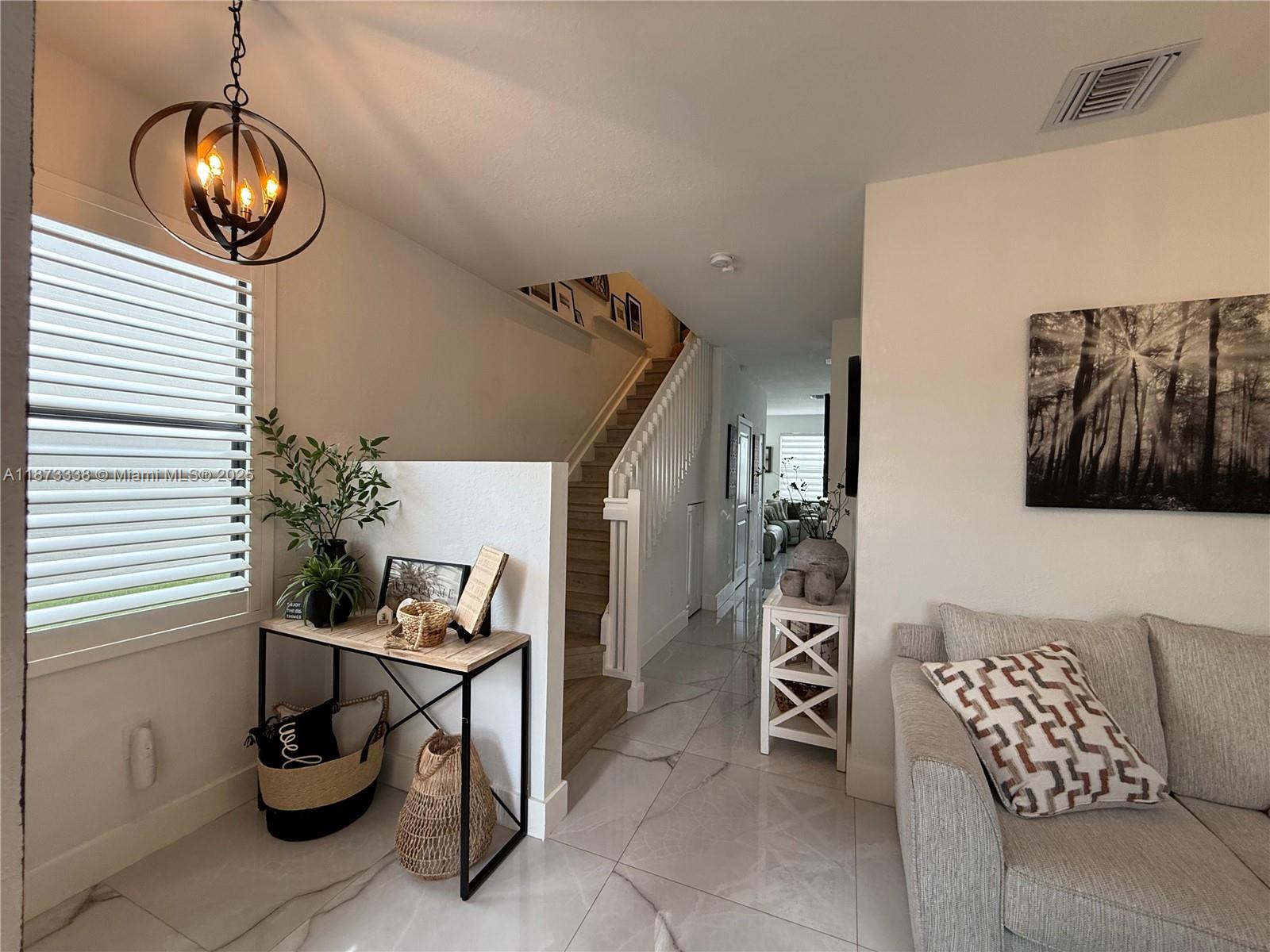 AQUABELLA NORTH - Residential