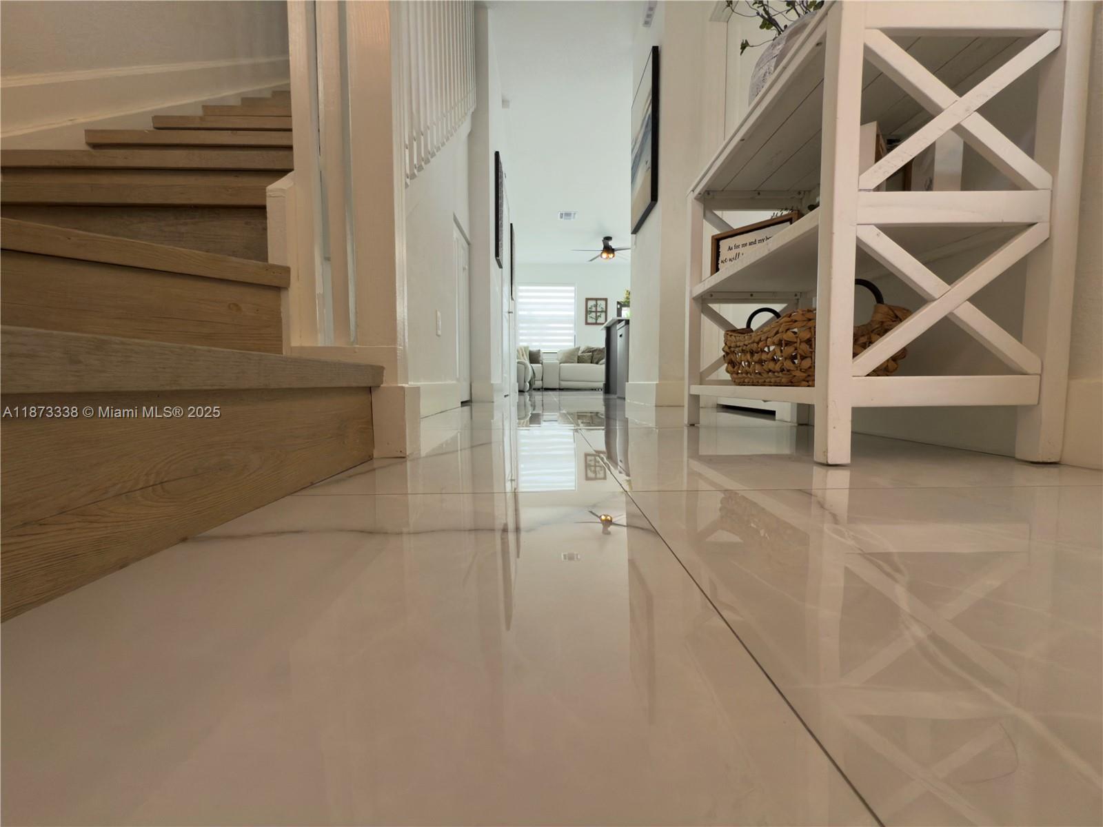 AQUABELLA NORTH - Residential