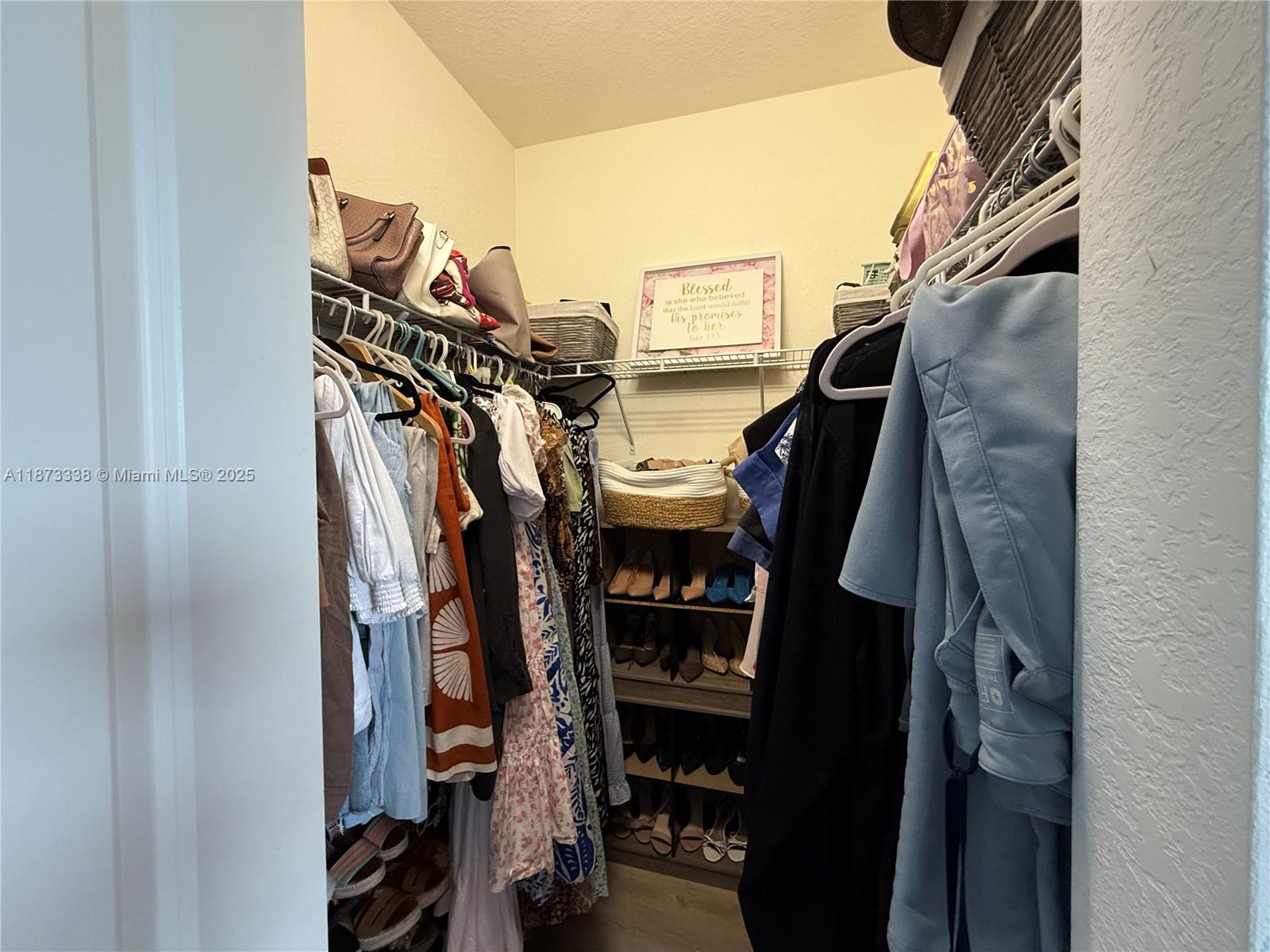 AQUABELLA NORTH - Residential