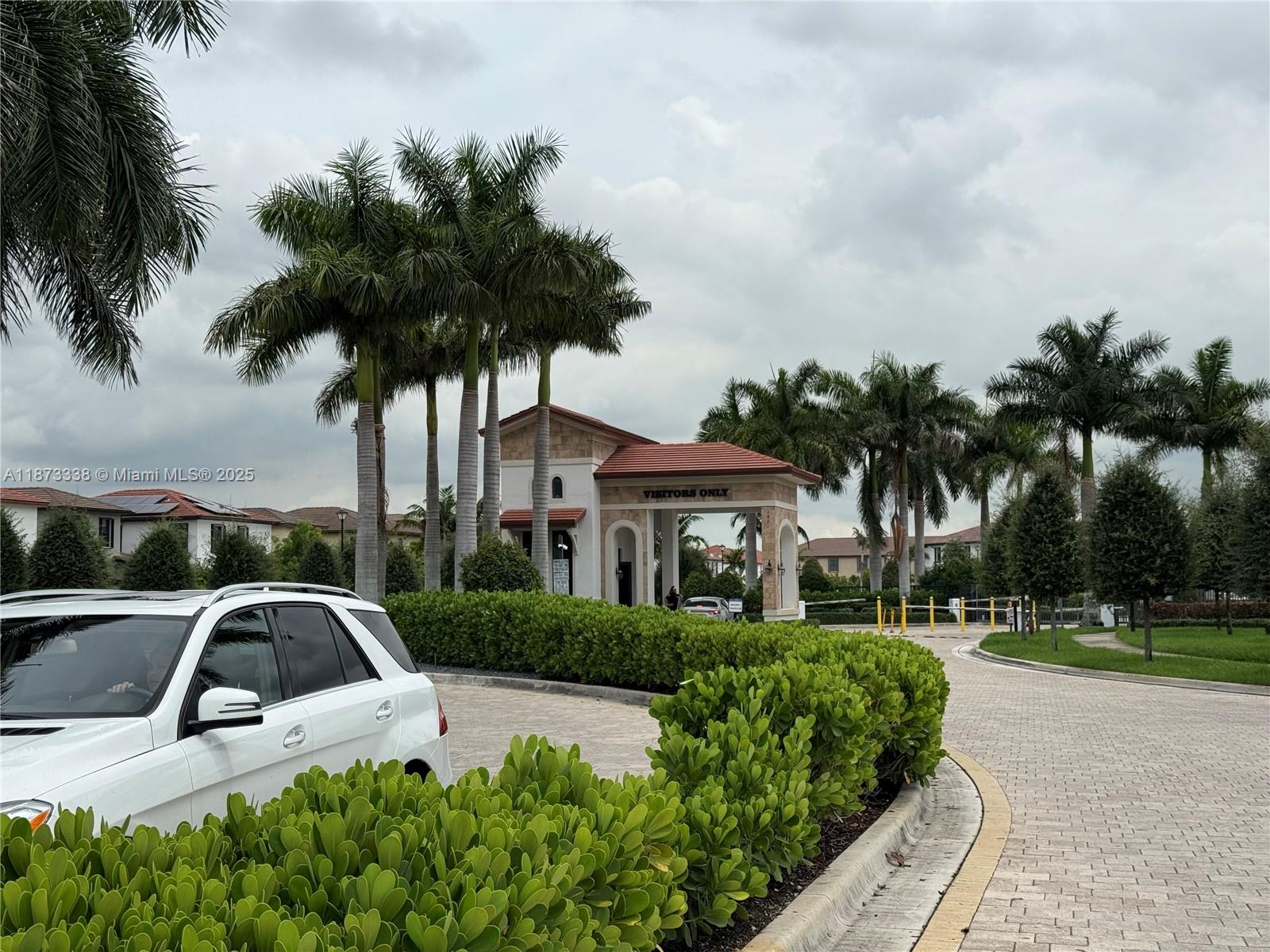 AQUABELLA NORTH - Residential