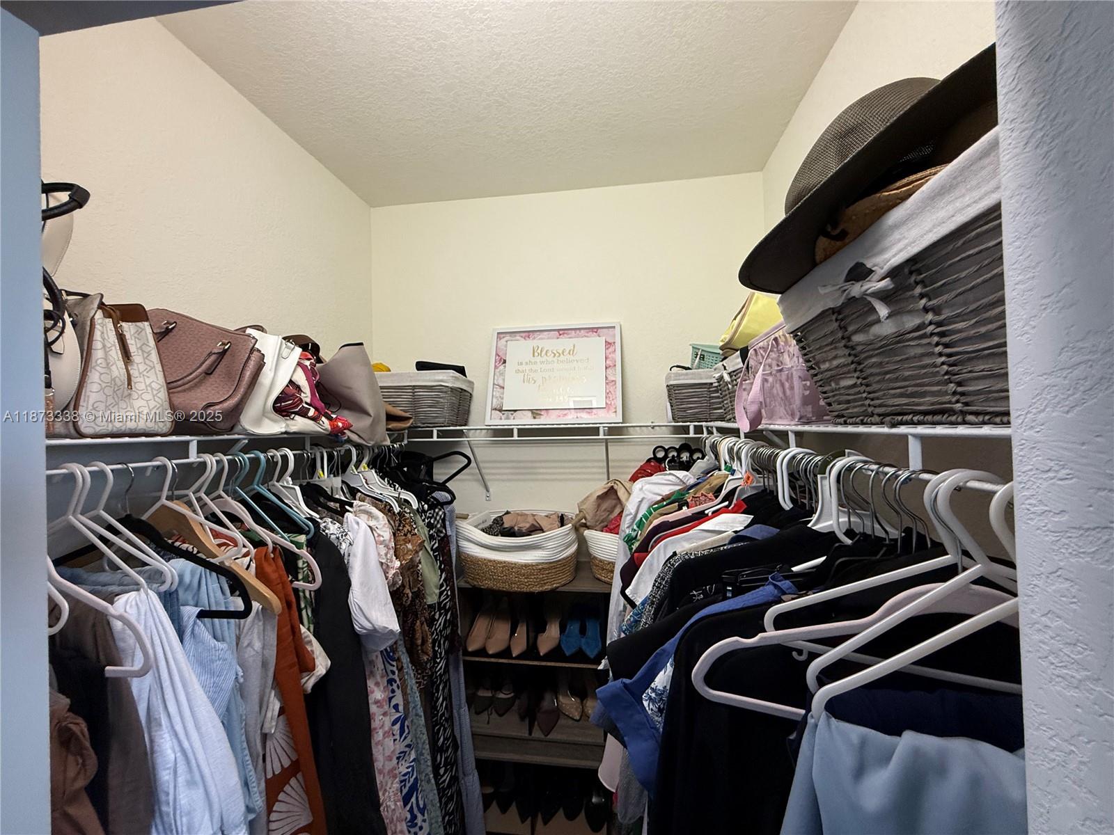 AQUABELLA NORTH - Residential