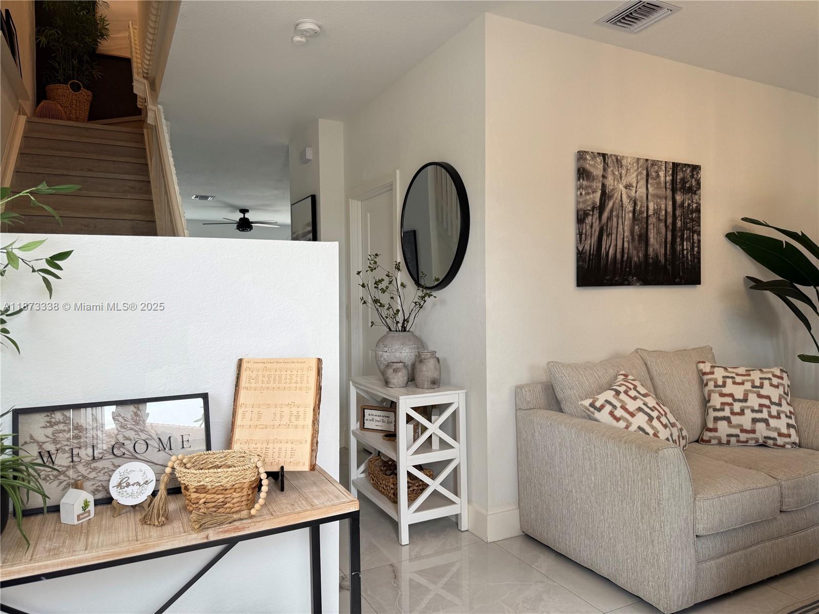 AQUABELLA NORTH - Residential