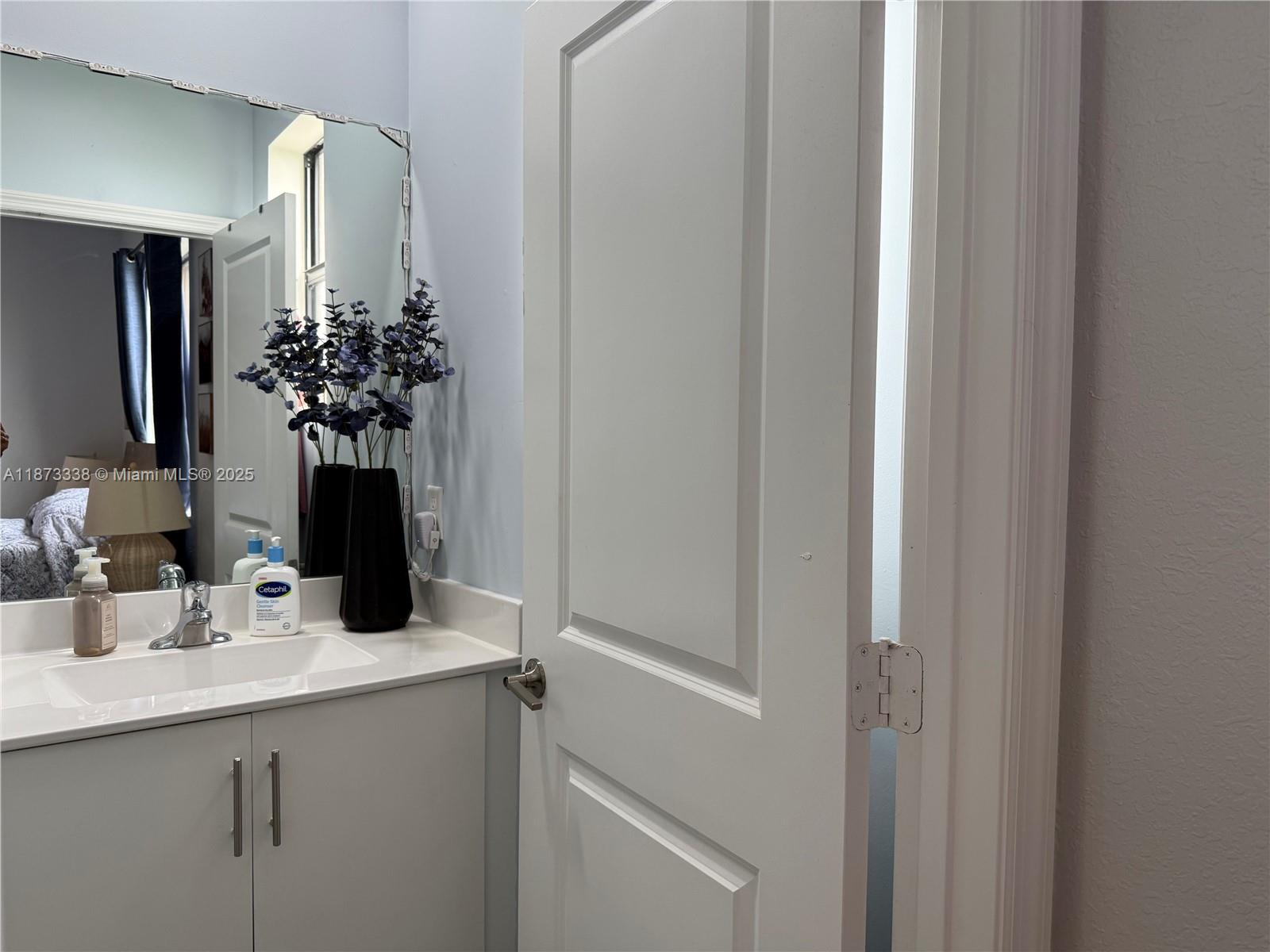 AQUABELLA NORTH - Residential