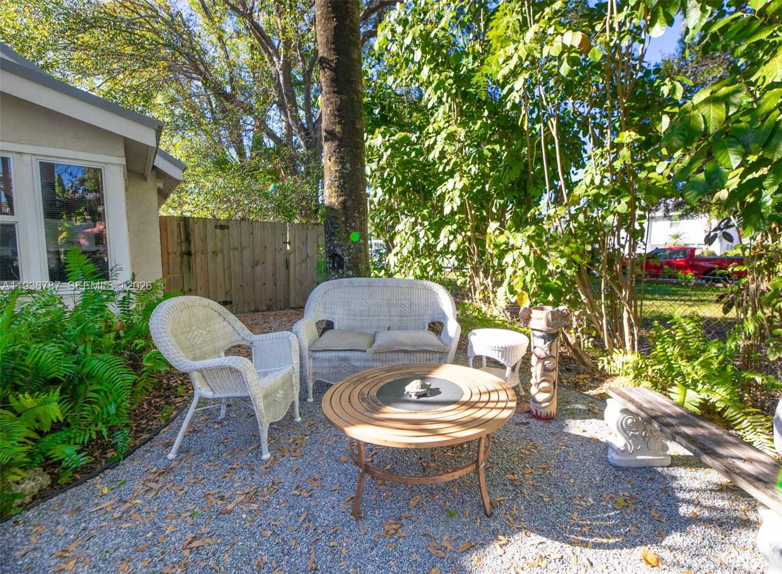 MRS ELVA A TRUAX - Residential