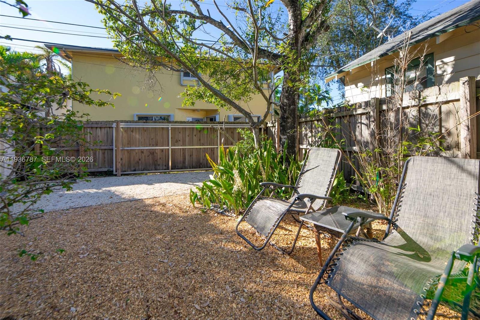 MRS ELVA A TRUAX - Residential