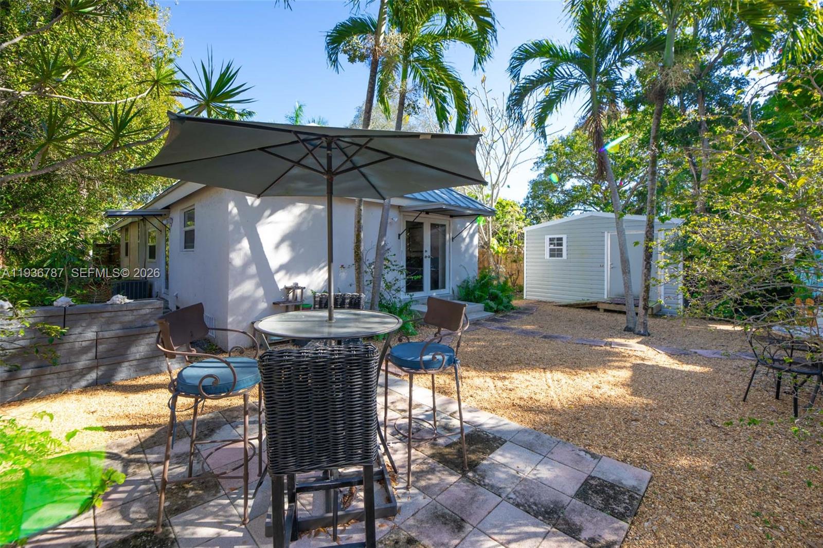 MRS ELVA A TRUAX - Residential