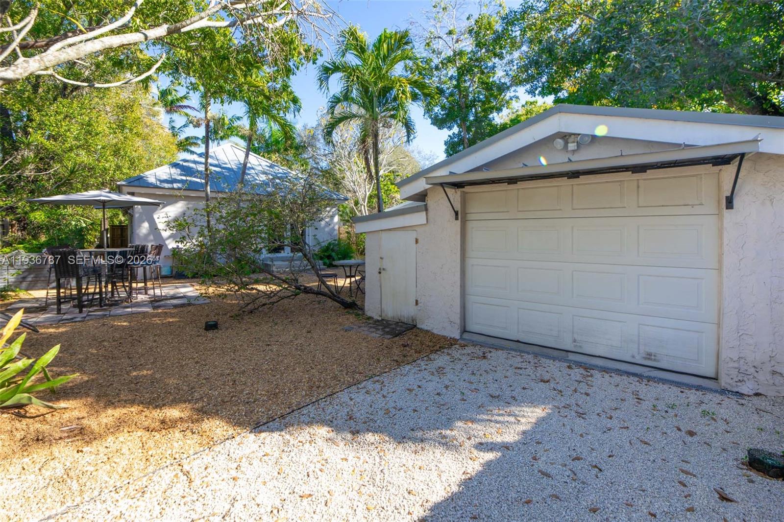 MRS ELVA A TRUAX - Residential