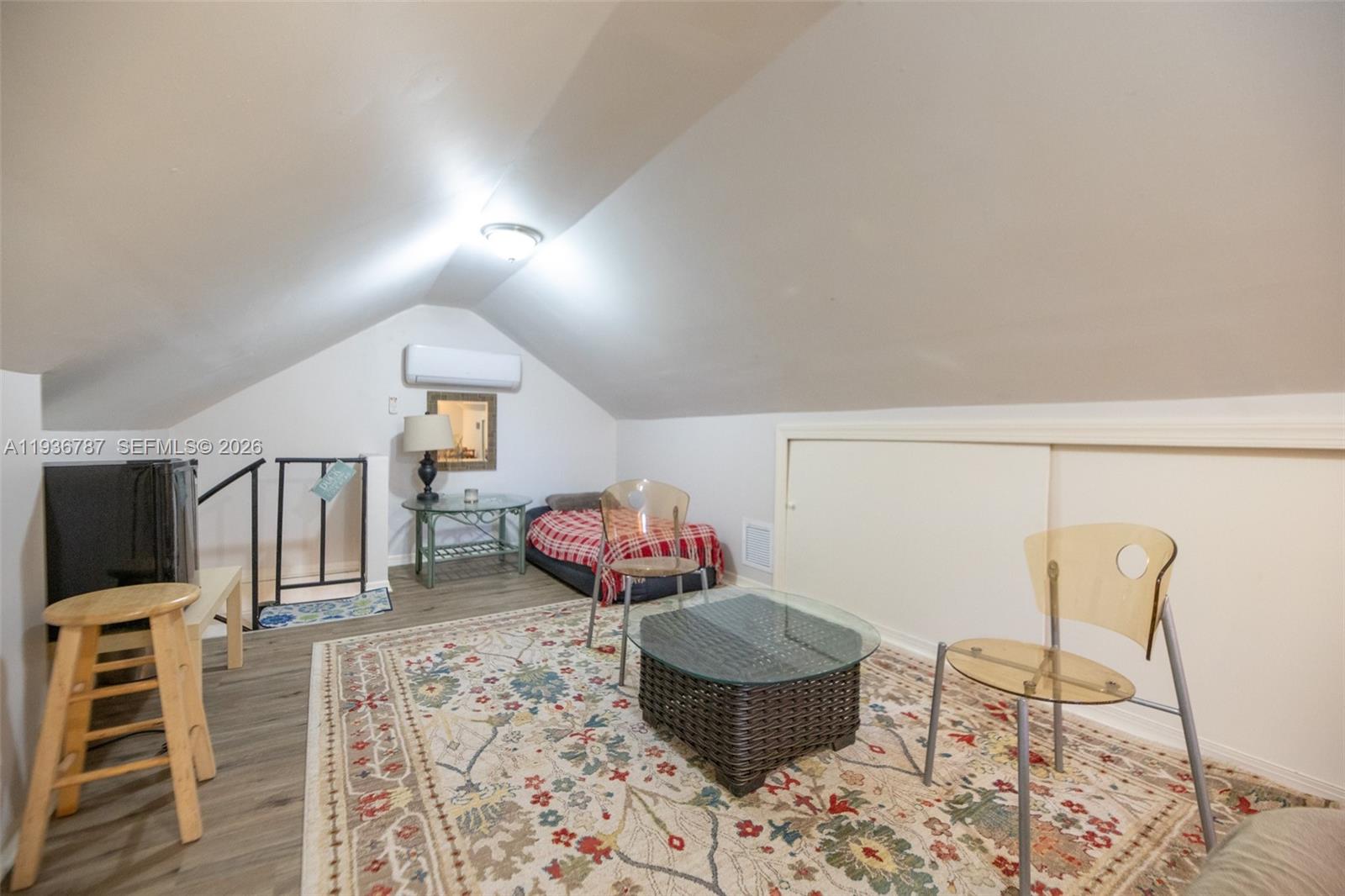 MRS ELVA A TRUAX - Residential