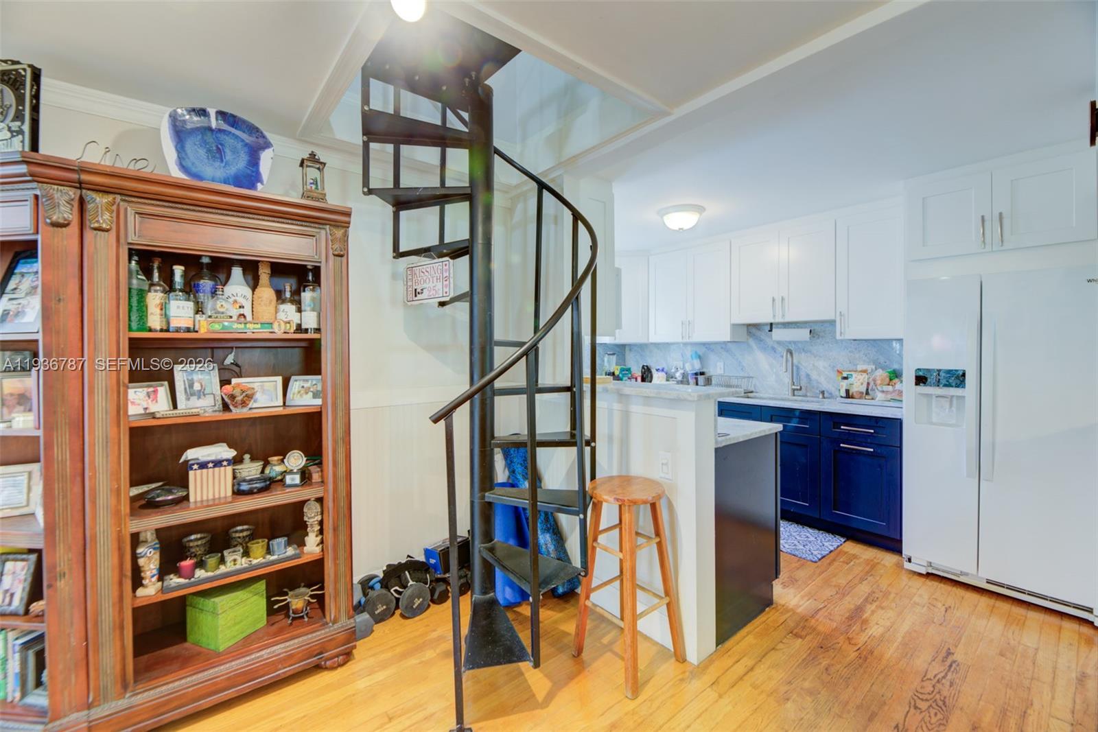 MRS ELVA A TRUAX - Residential