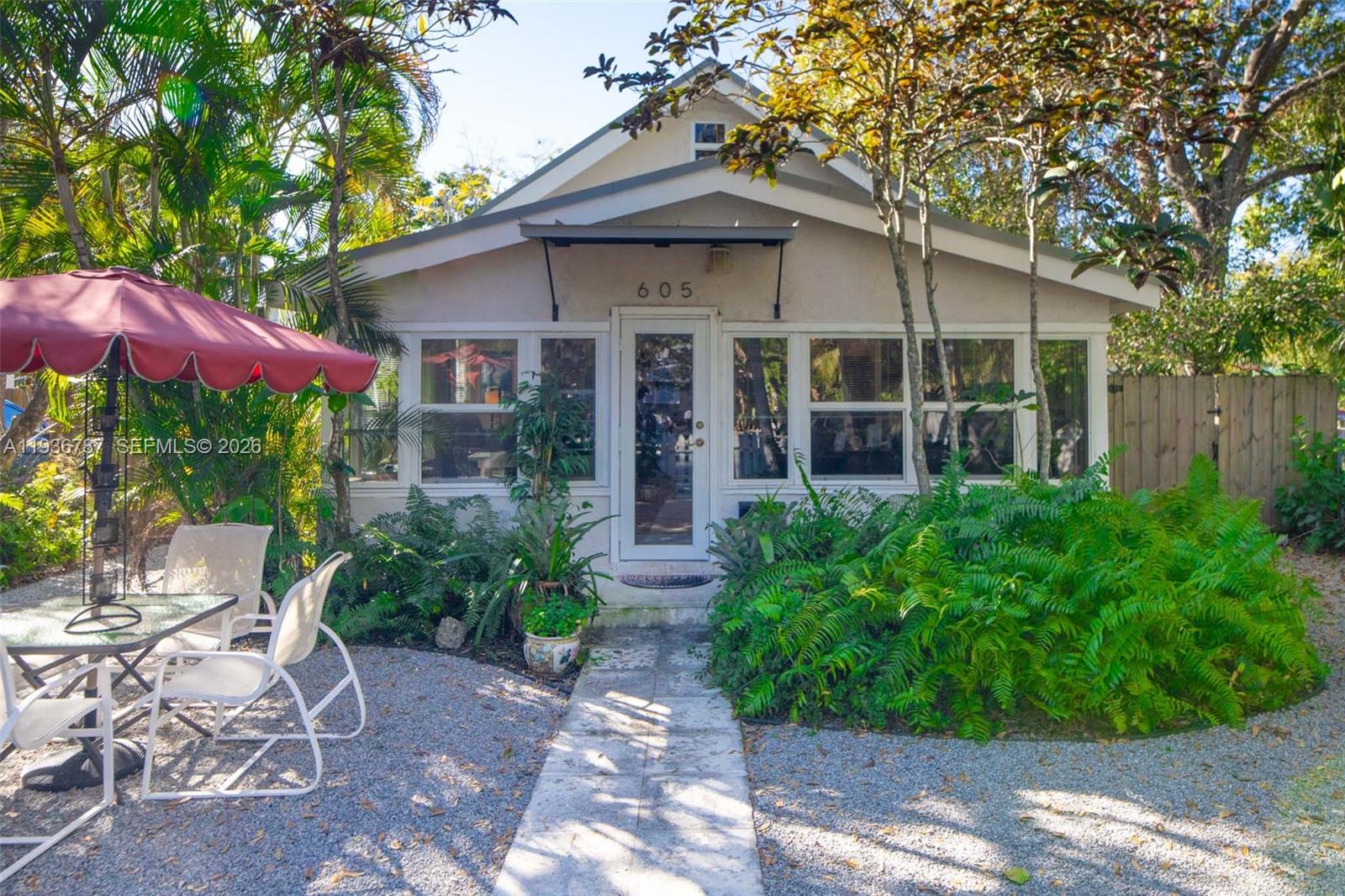 MRS ELVA A TRUAX - Residential